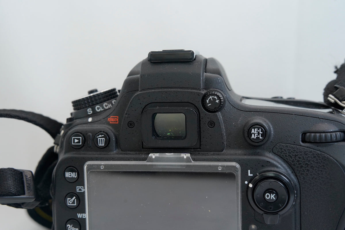 NIKON D600 バッテリ、チャージャー