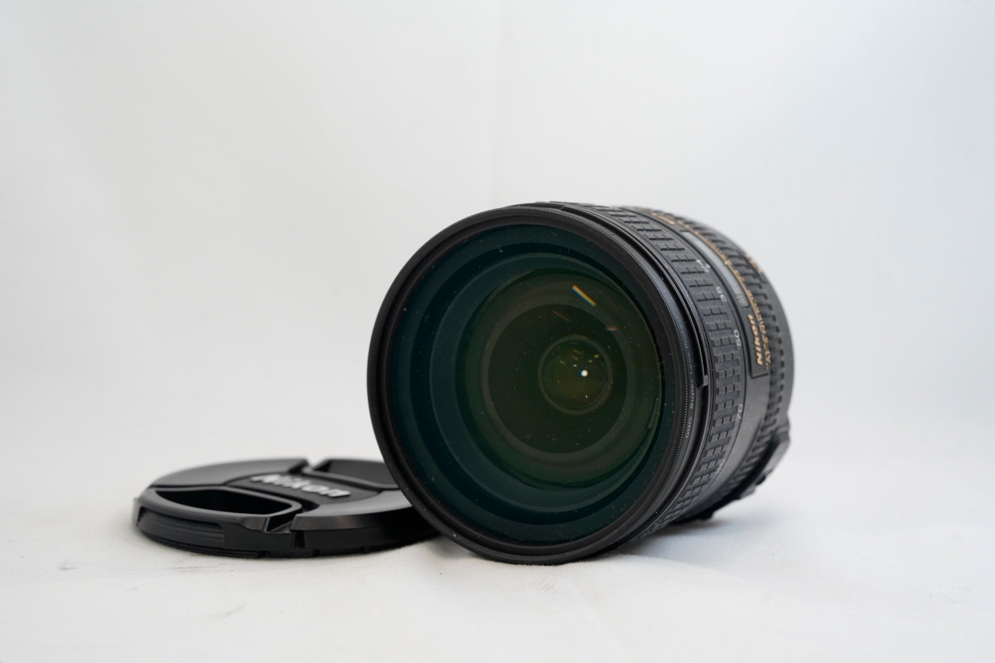 NIKON AF-S 24-85mm F3.5-4.5 G VR