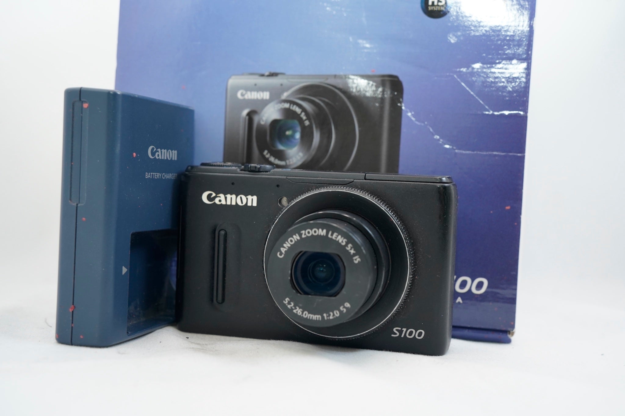 Canon Power Shot S100 ブラック（付属：バッテリー・充電器・箱）