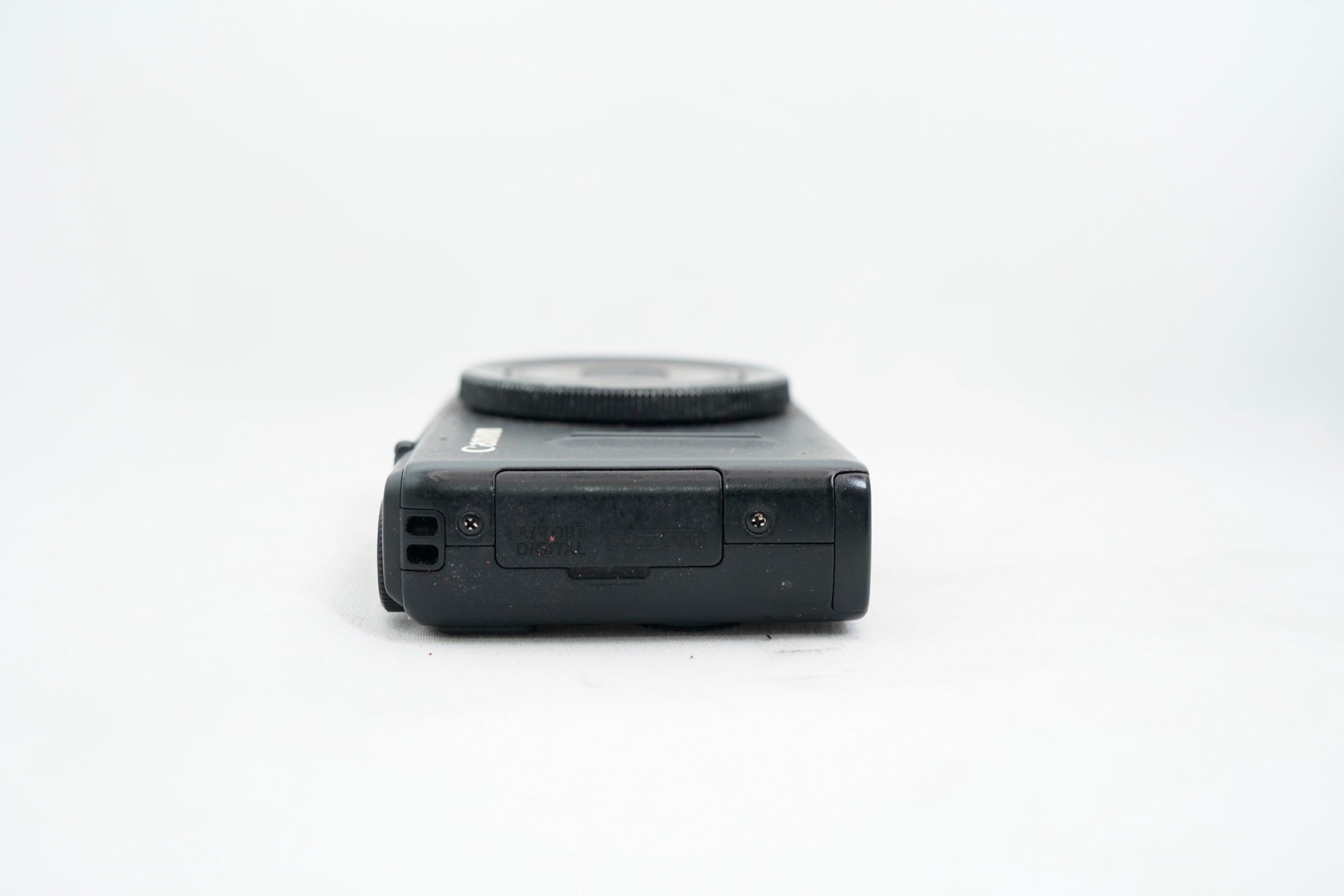 Canon Power Shot S100 ブラック（付属：バッテリー・充電器・箱）