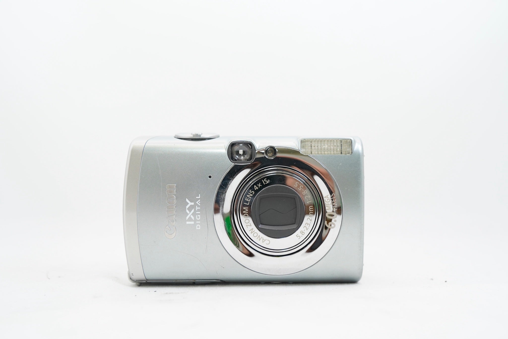 Canon IXY DIGITAL 800 IS シルバー（付属：説明書・箱・バッテリー・充電器）