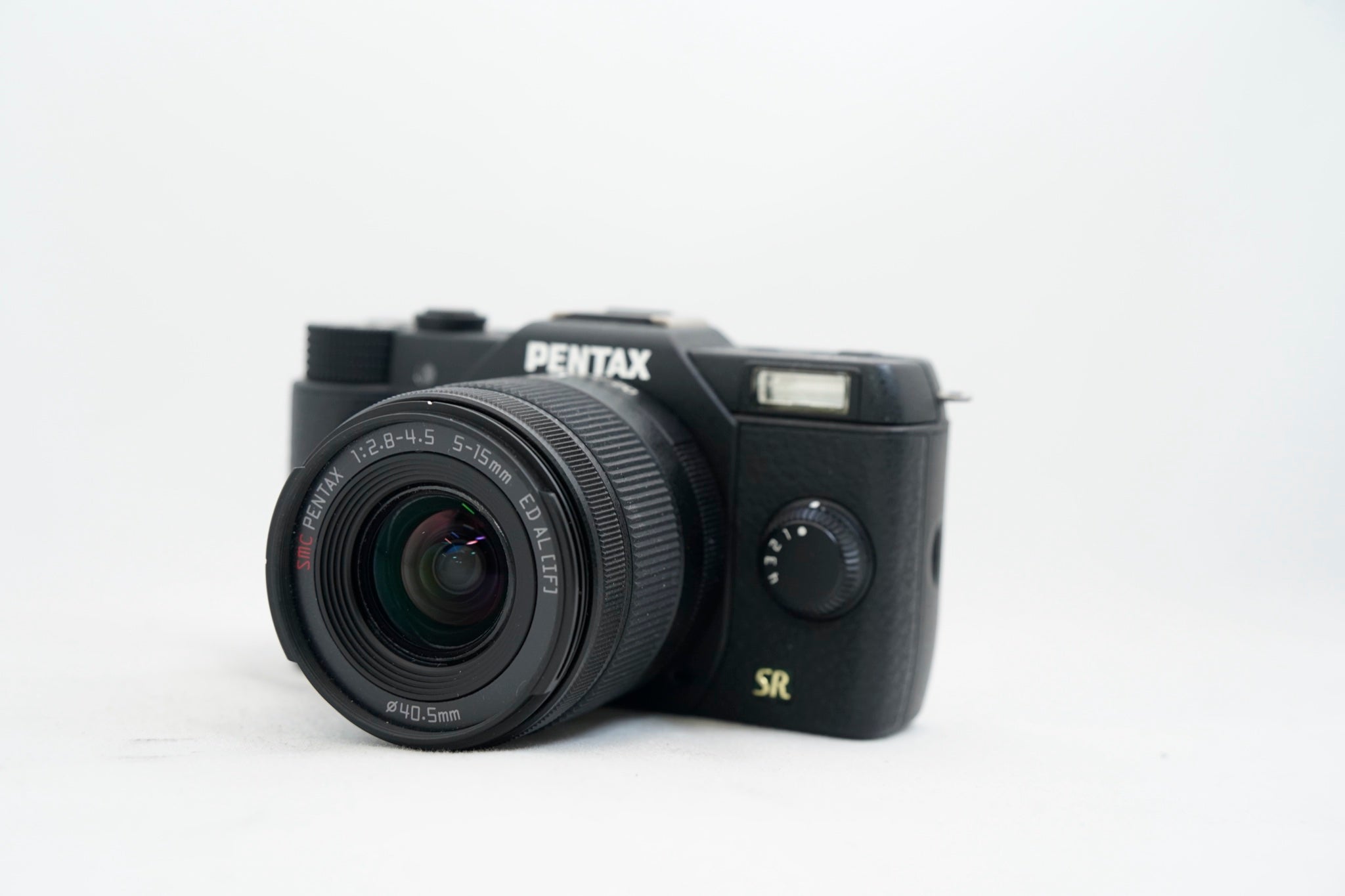 PENTAX Q7 ブラック / smc PENTAX 5-15mm F2.8-4.5 ED AL [IF]（付属：バッテリー）