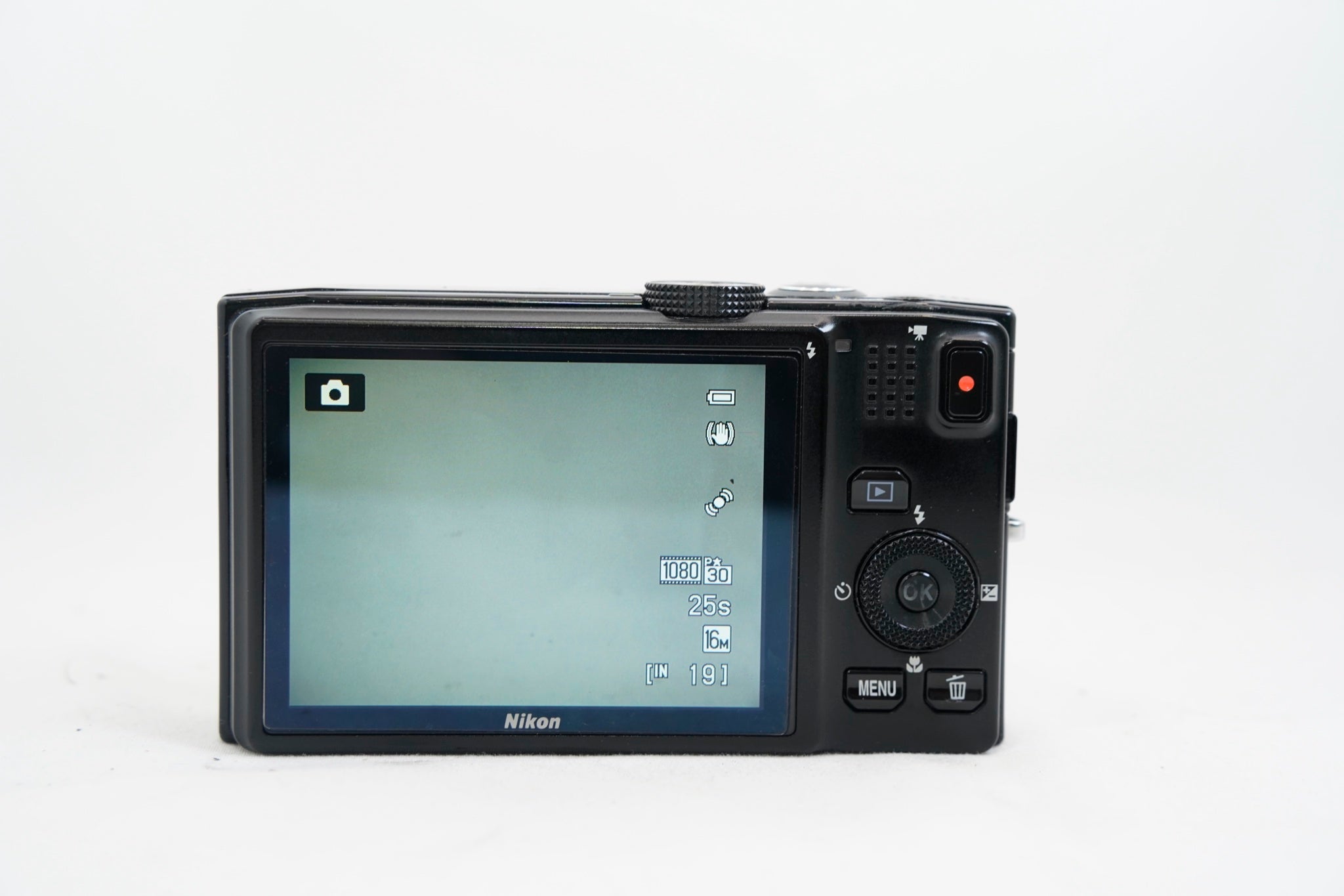 Nikon COOLPIX S8200 本体 ブラック[本体と充電器] Amazon.com : in