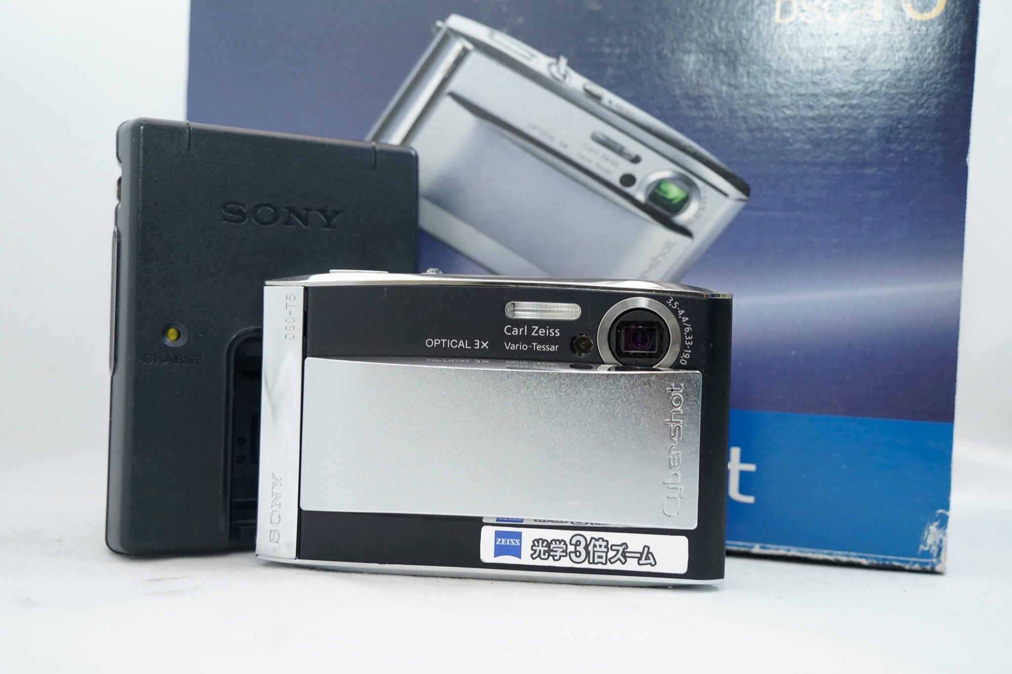 SONY Cyber-shot DSC-T5 #3989