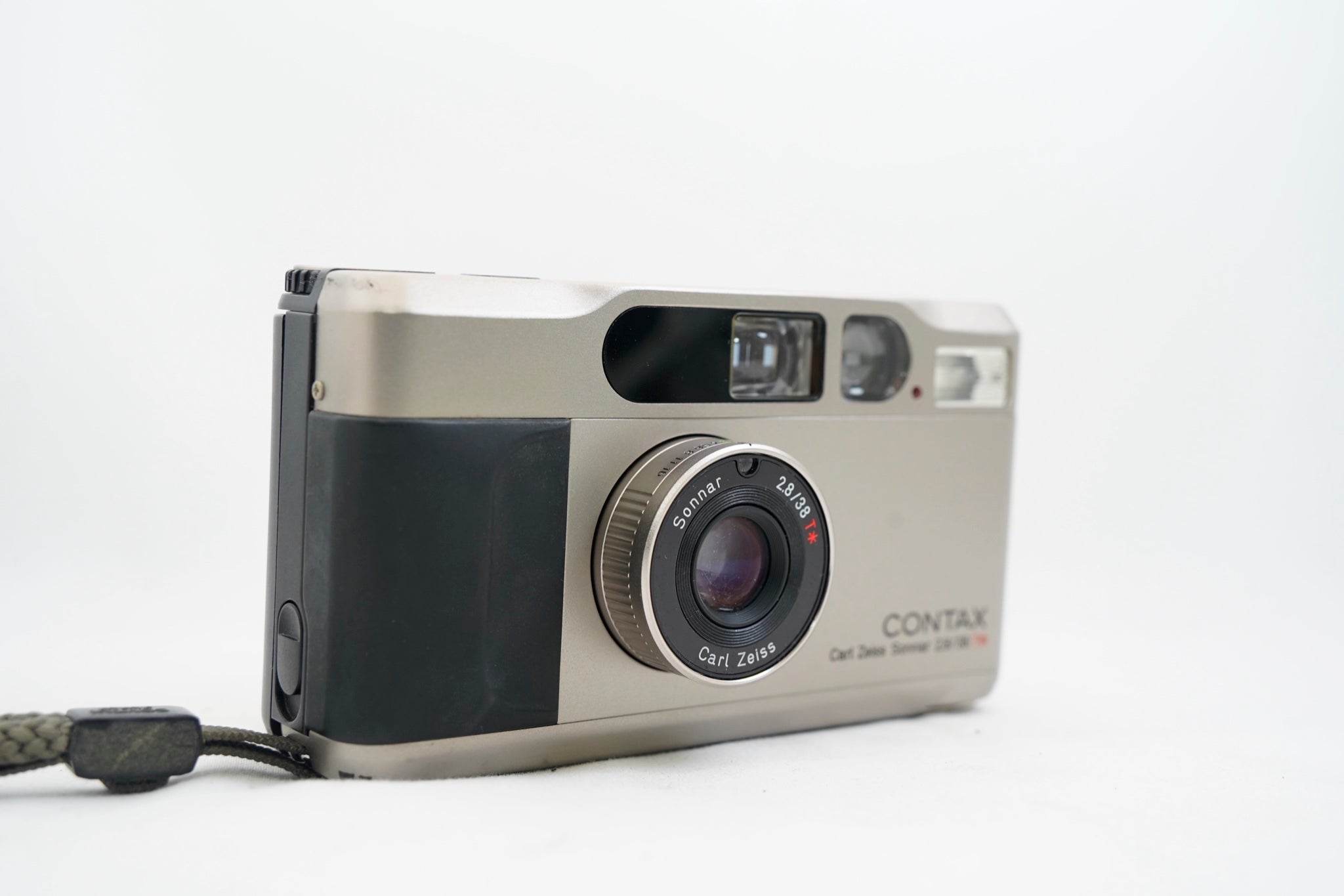 CONTAX T2 シルバー コンパクトフィルムカメラ CONTAX T2 シルバー
