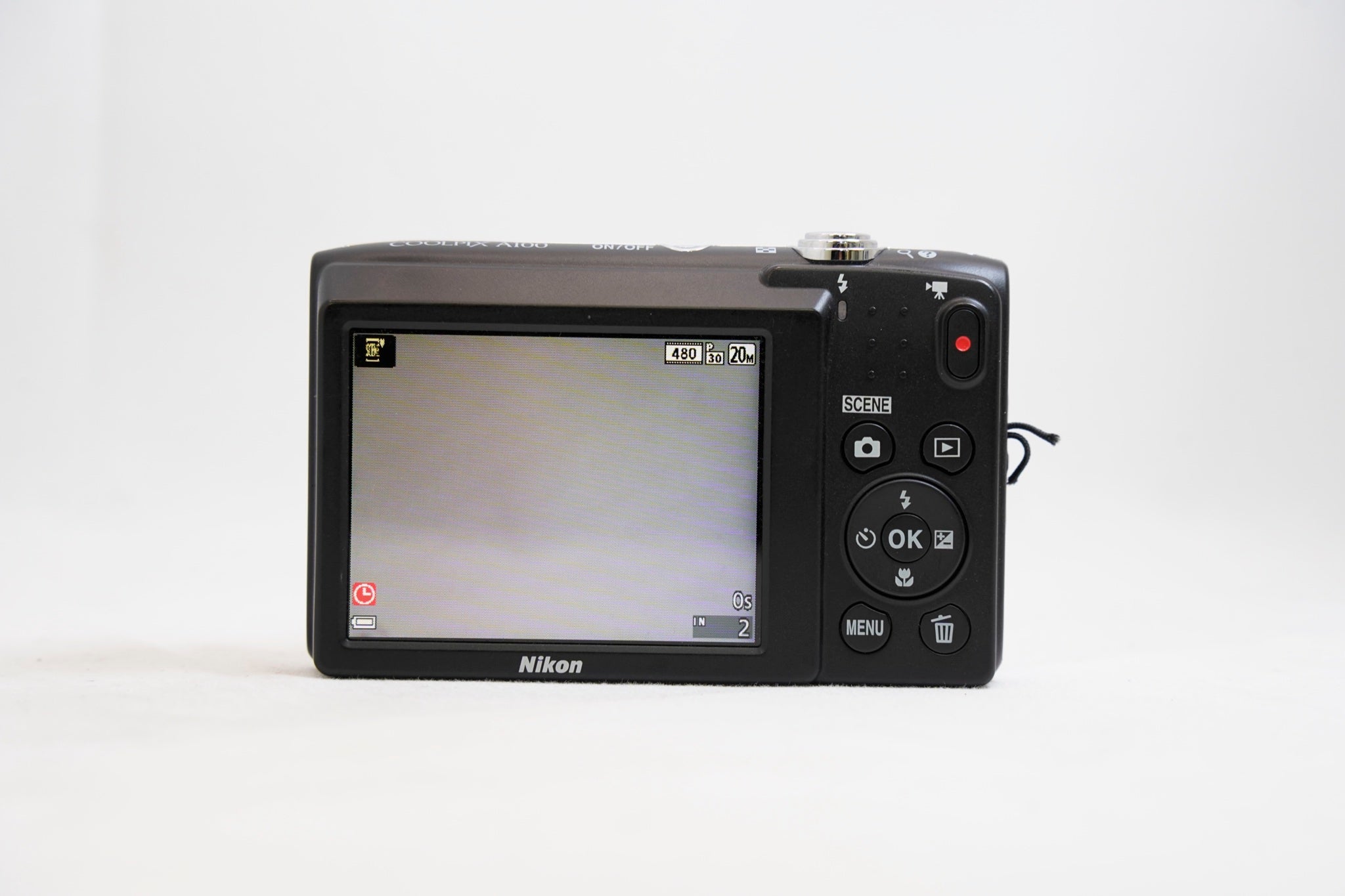 Nikon COOLPIX A100 シルバー（付属：バッテリー）