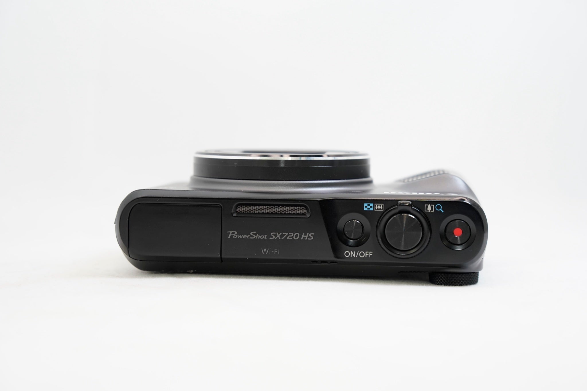 Canon PowerShot SX720 HS ブラック（付属：バッテリー、充電器）
