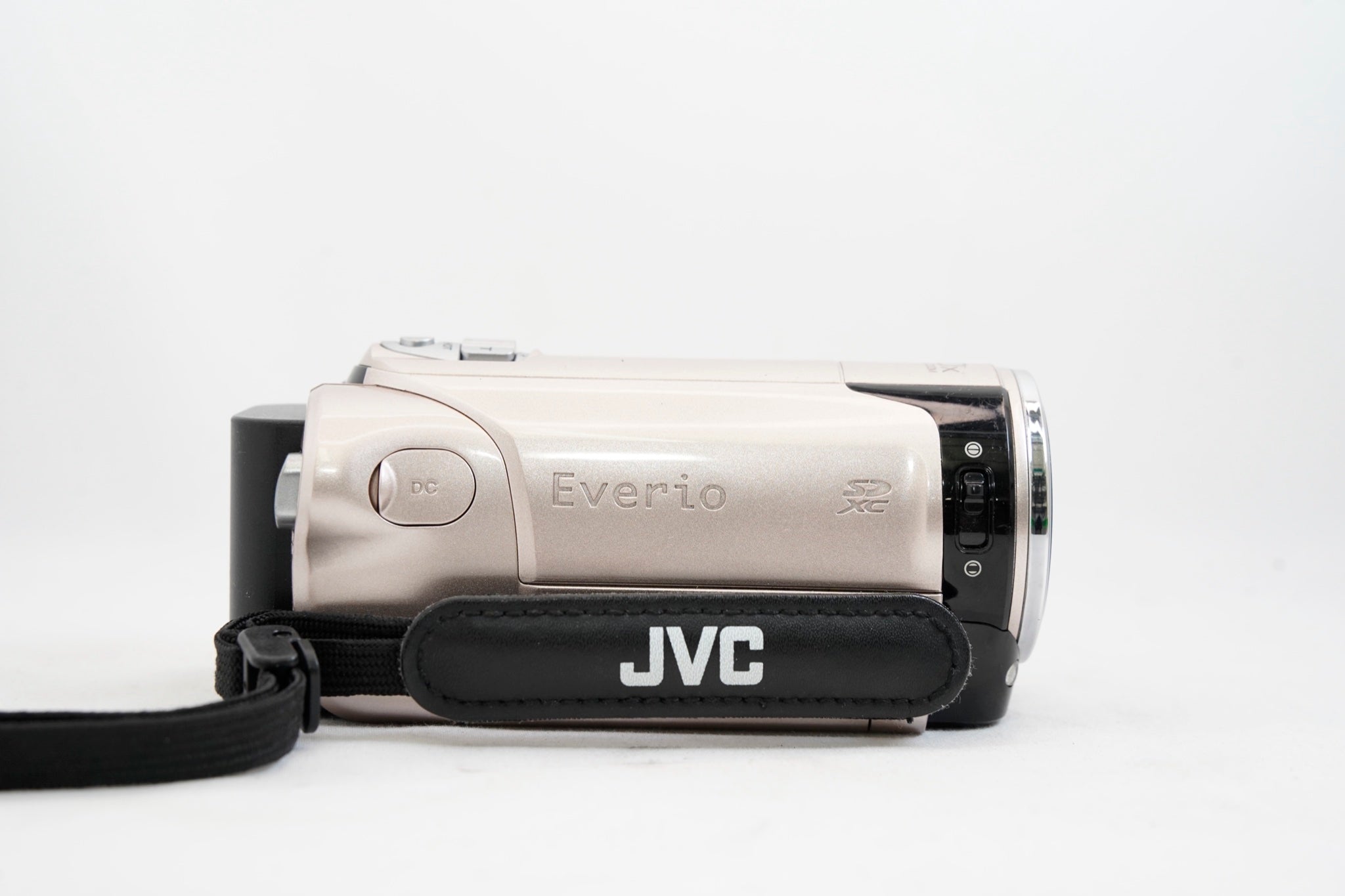 JVC GZ-HM670