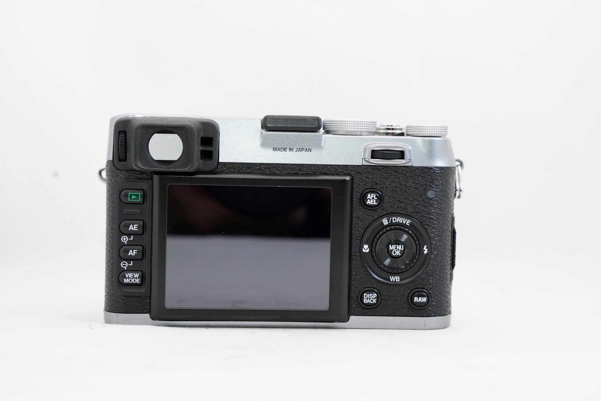 FUJIFILM FinePix X100