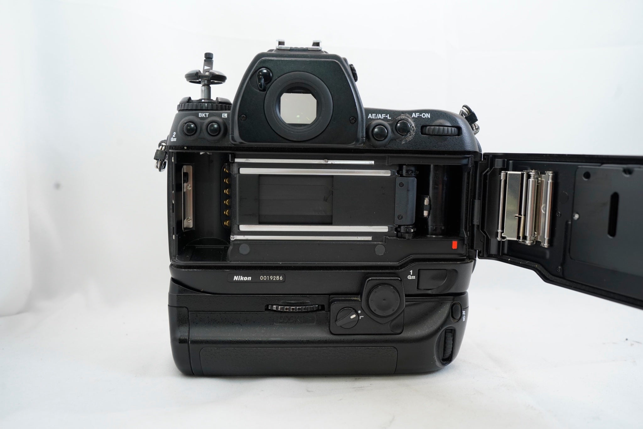 NIKON F6 MB-40