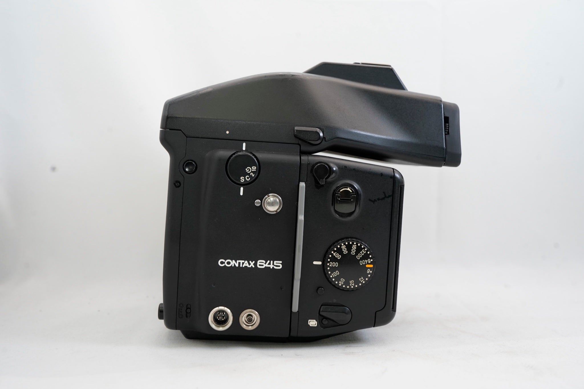 CONTAX 645 / CONTAX Planar 80mm F2