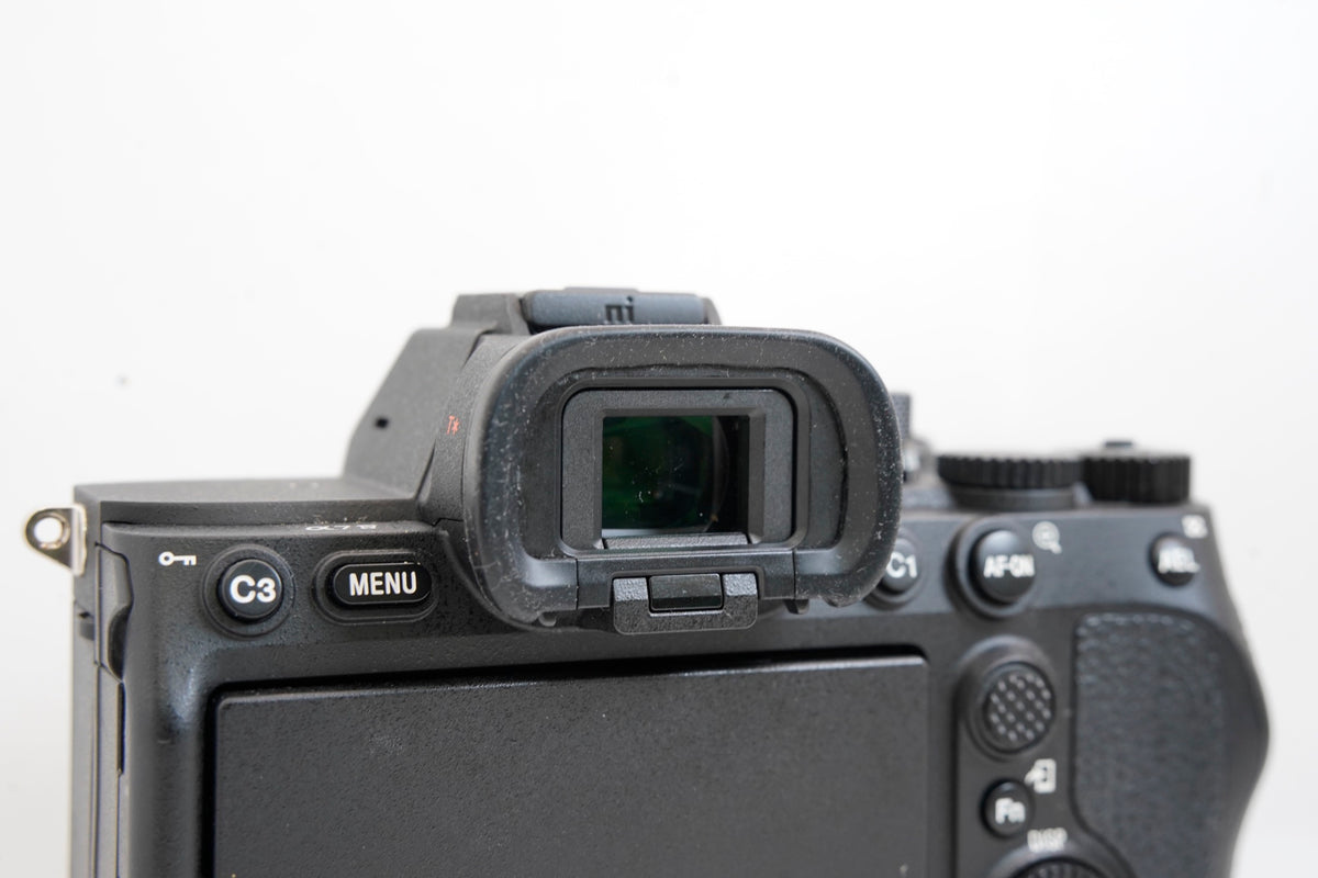 SONY α7IV