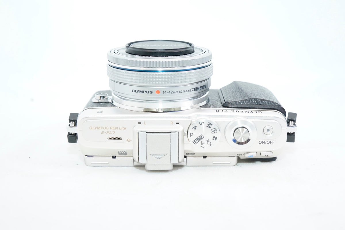 OLYMPUS PEN E-PL7 14-42mm F3.5-5.6