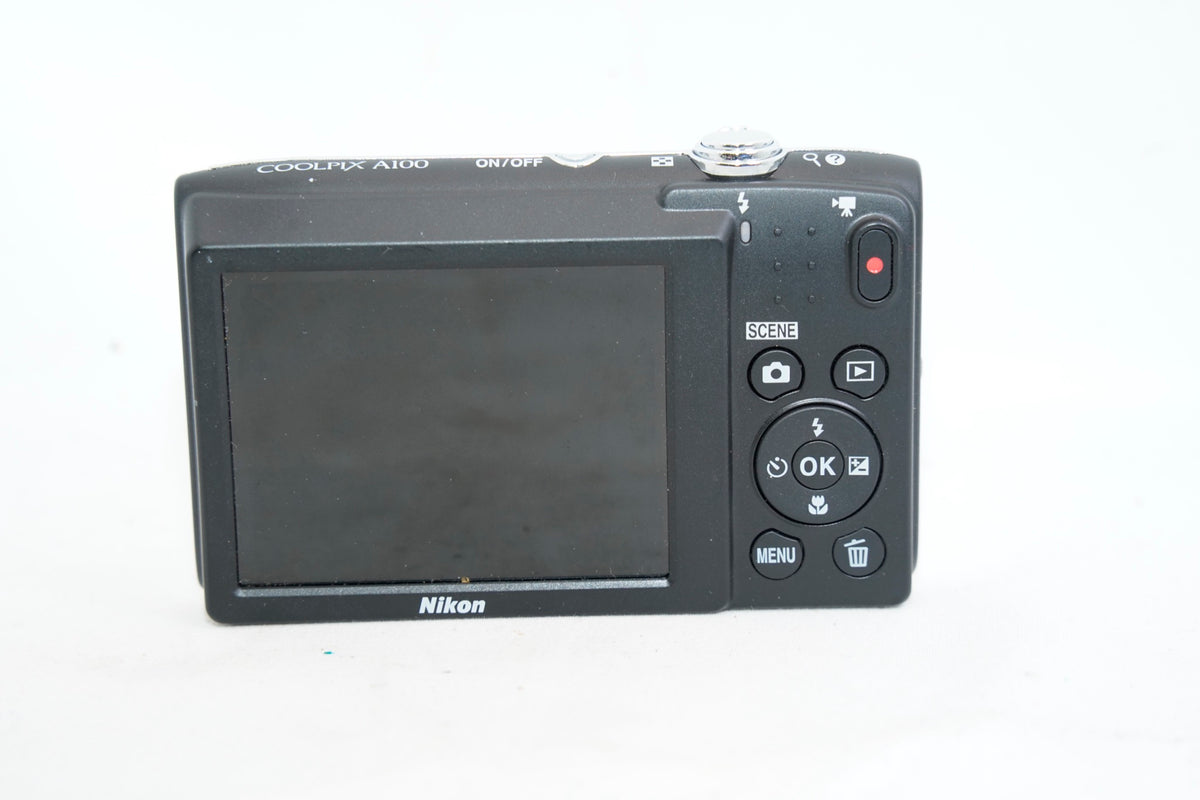 Nikon COOLPIX A100 シルバー（付属：バッテリー）