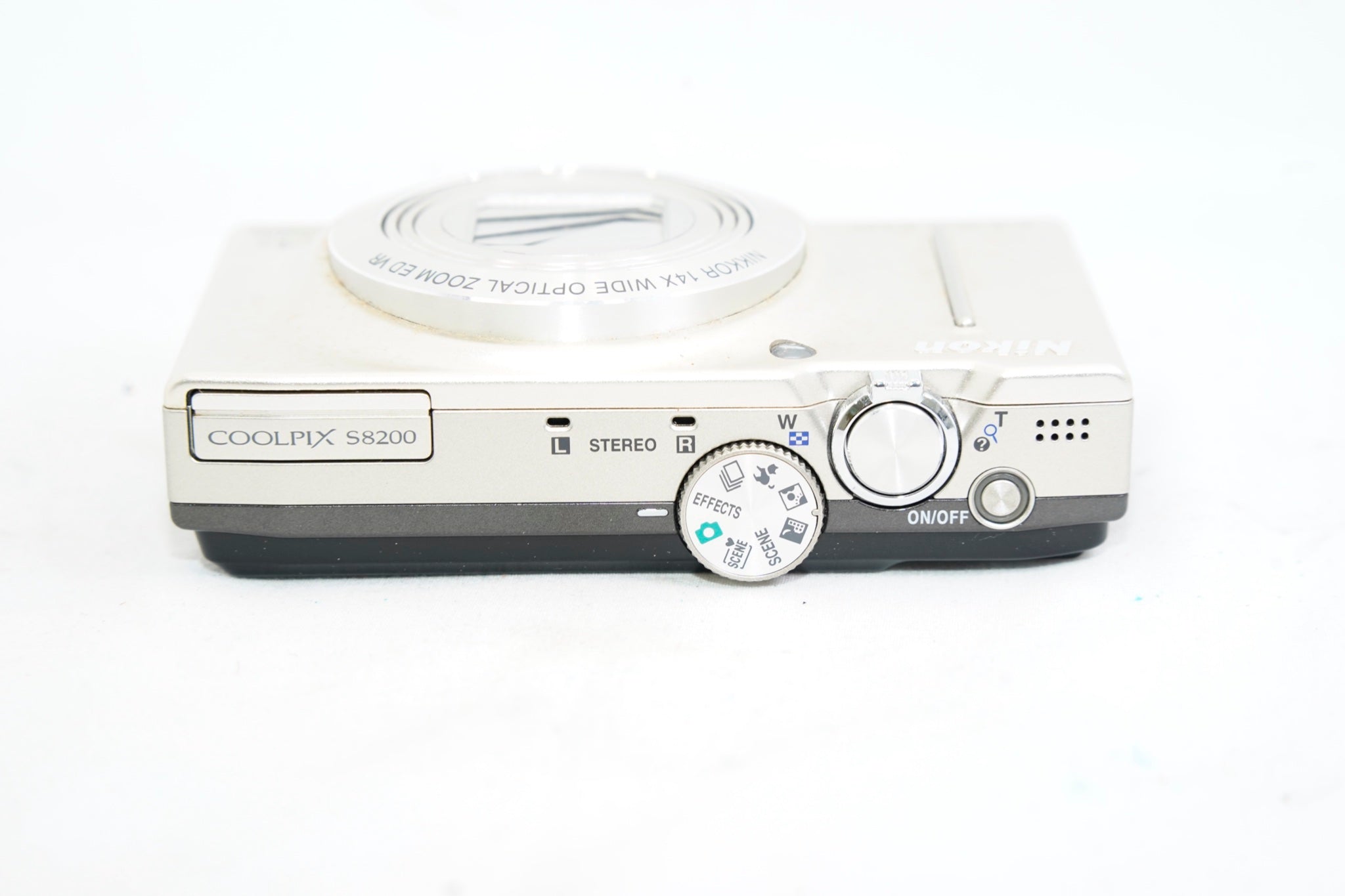 Nikon COOLPIX S8200 ゴールド（付属：バッテリー）
