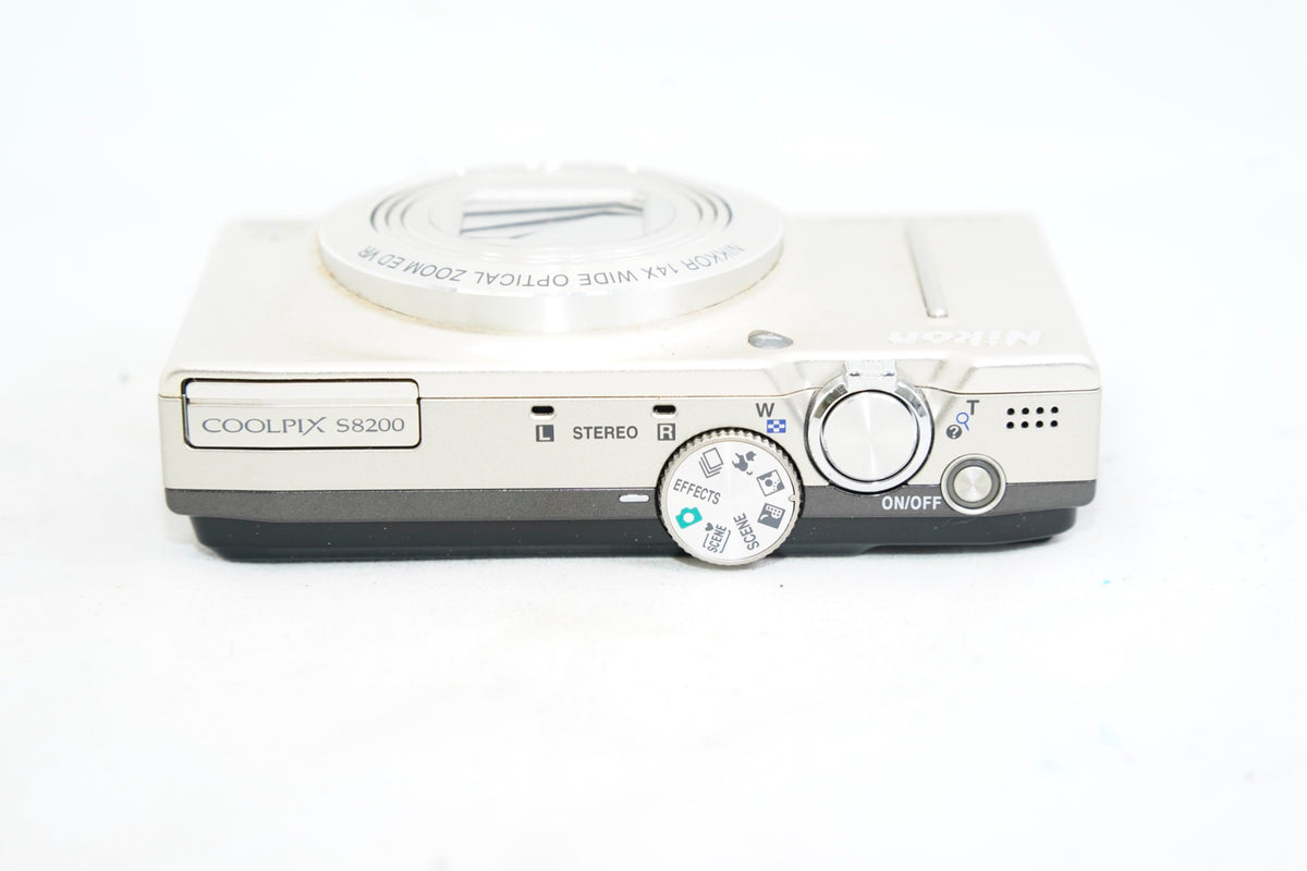 Nikon COOLPIX S8200 ゴールド（付属：バッテリー）