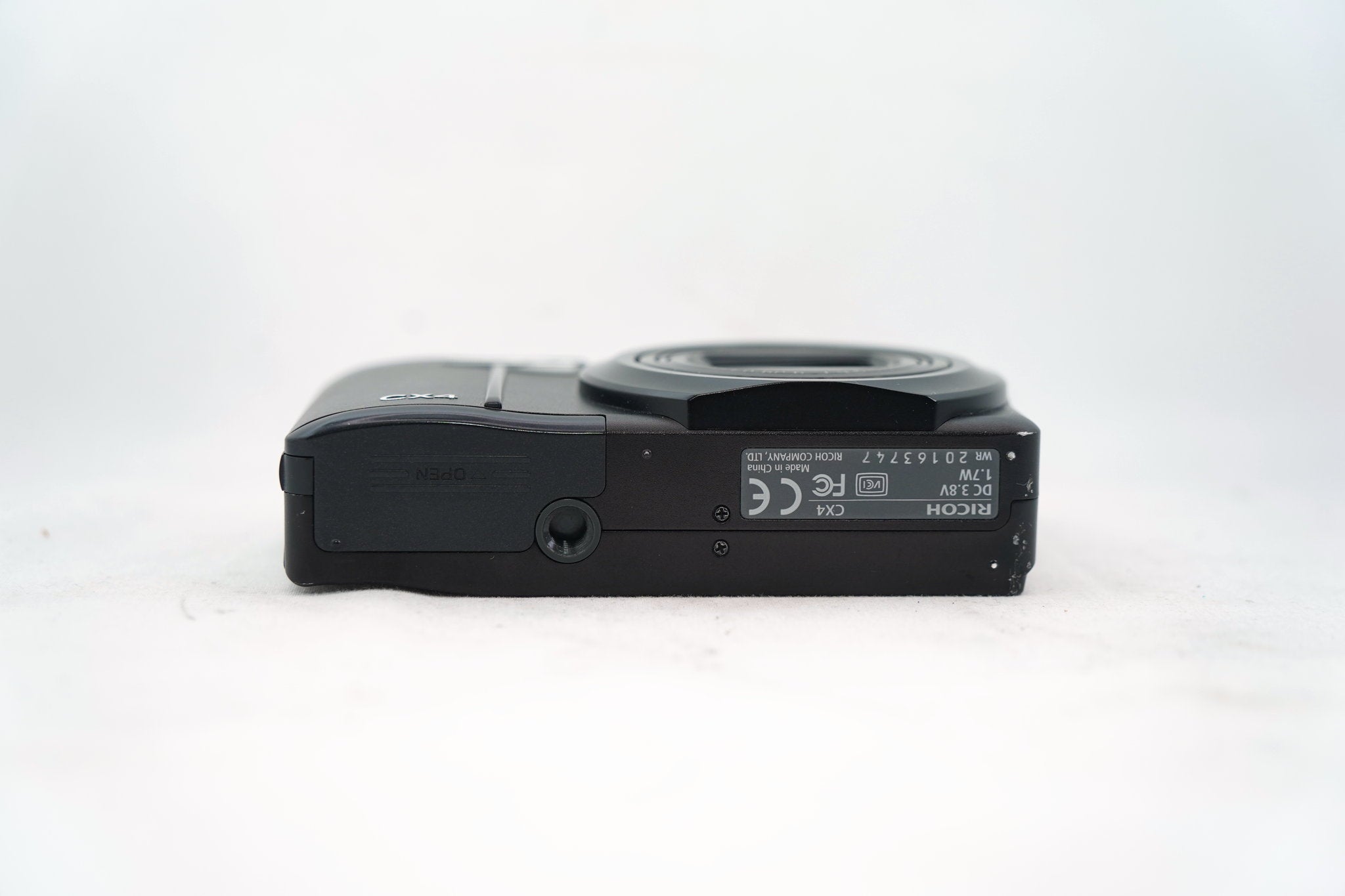 RICOH CX4