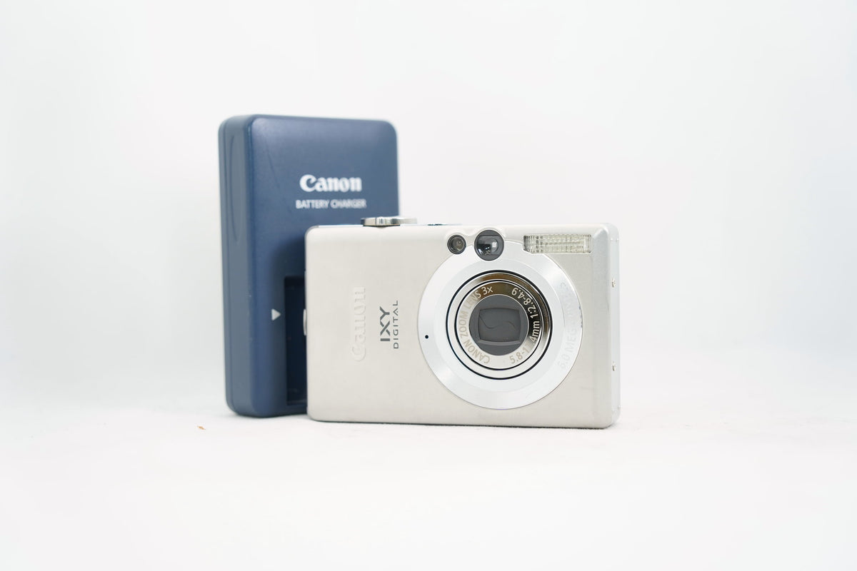 Canon IXY DIGITAL 70 シルバー