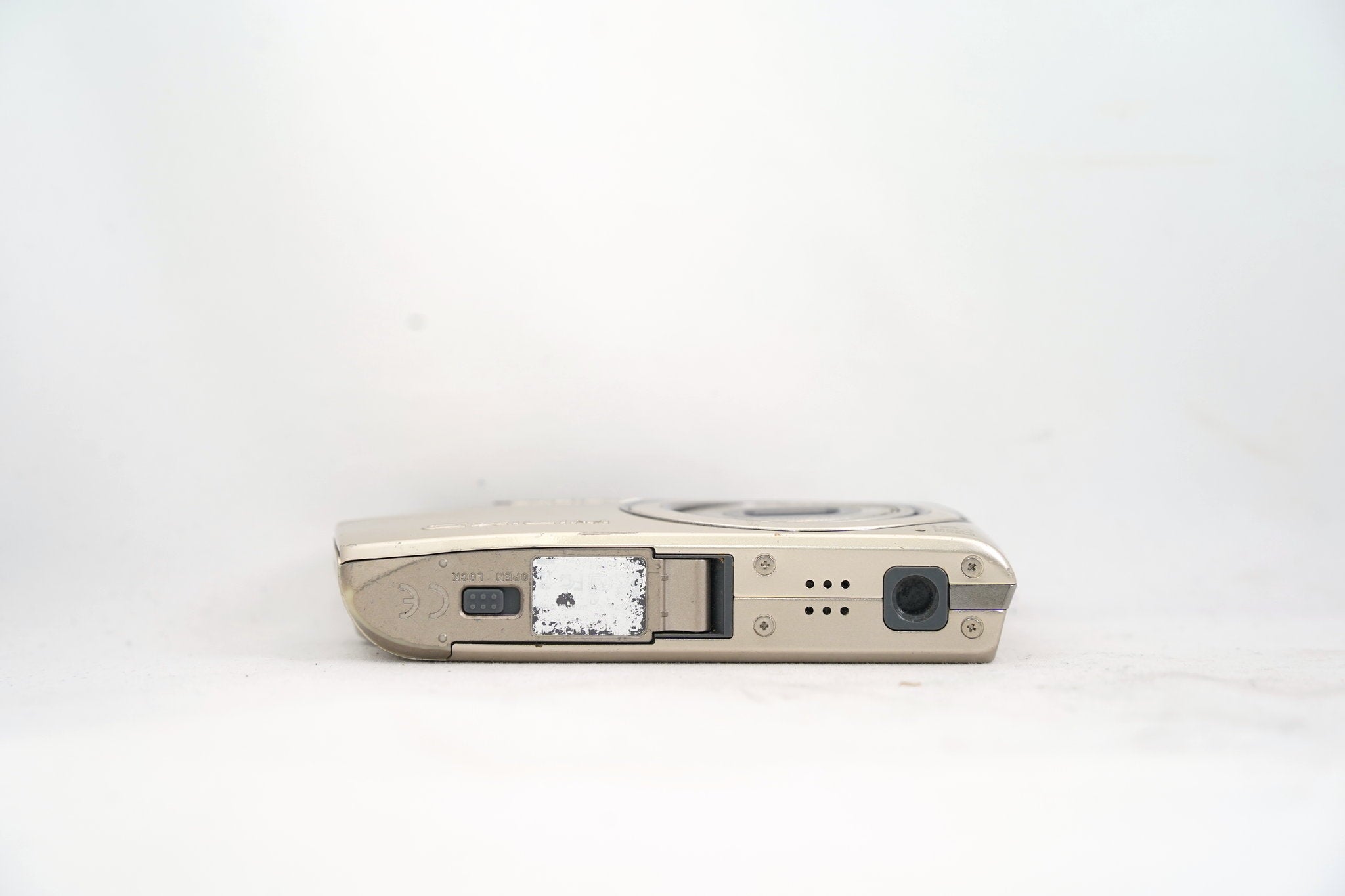 CASIO EXILIM EX-Z2300 ゴールド