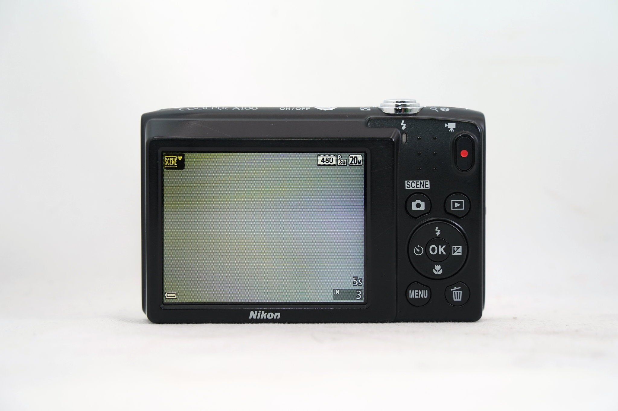 Nikon COOLPIX A100 シルバー