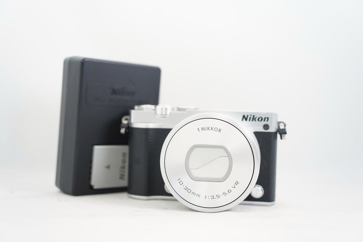 NIKON 1 J5 10-30mm