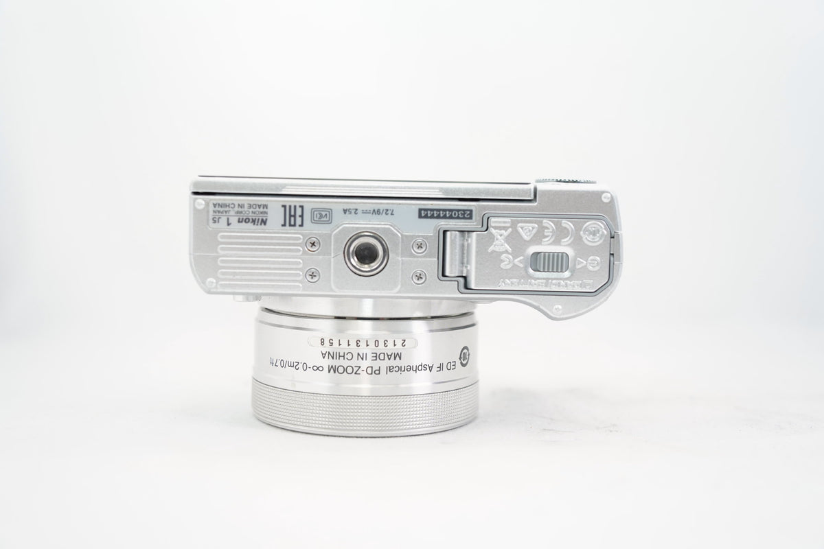 NIKON 1 J5 10-30mm