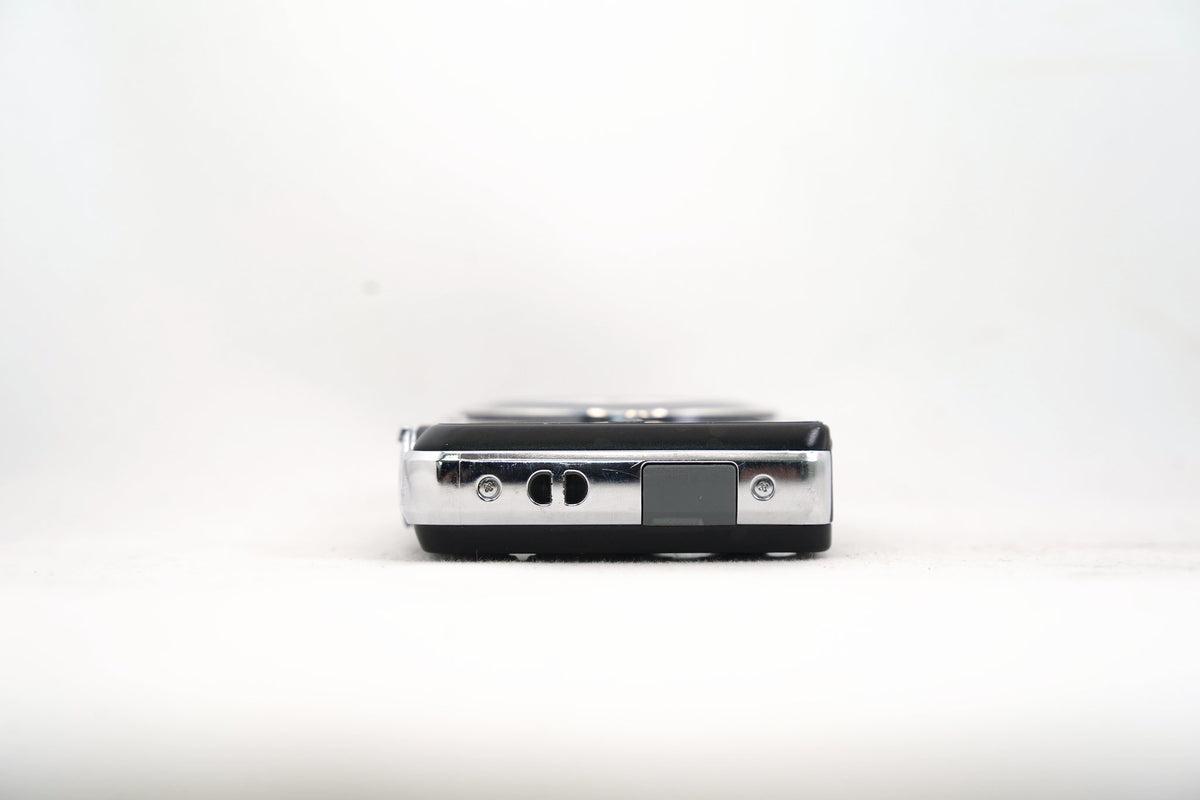 Panasonic DMC-FH8 ブラック