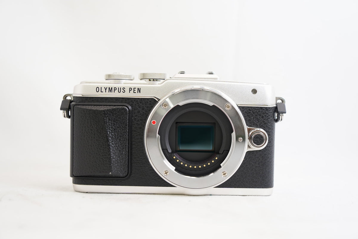 OLYMPUS PEN E-PL7