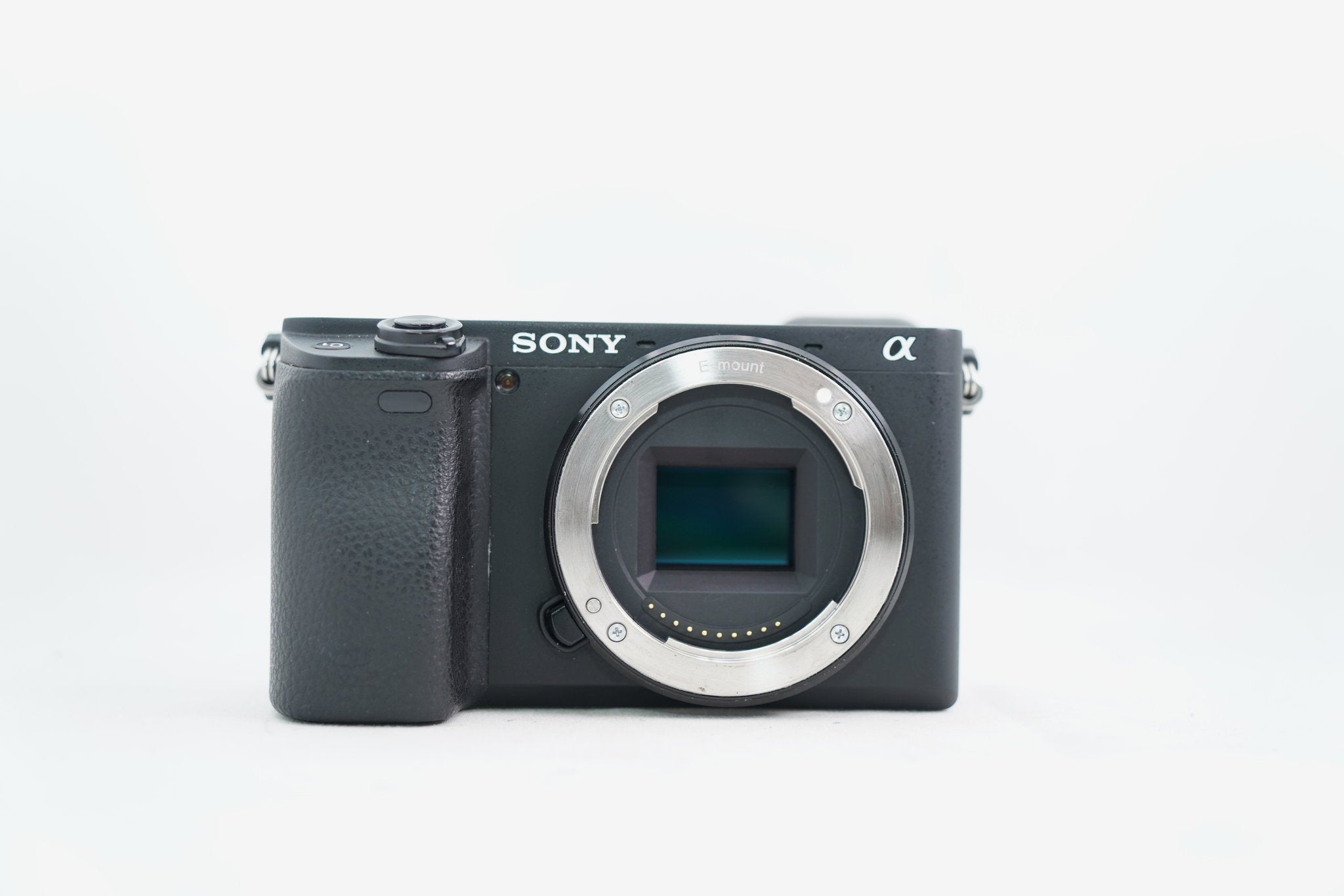 SONY α6400 カメラ E PZ 16-50mm SONY α6400 / E PZ 16-50mm F3.5-5.6 OSS