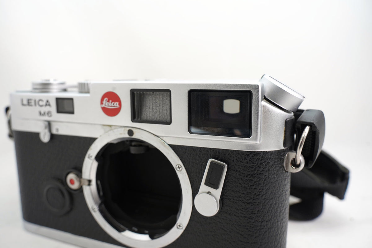 LEICA M6