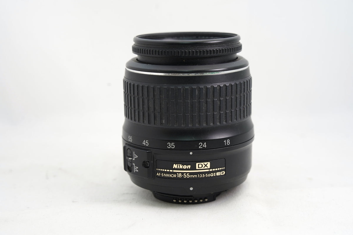 NIKON DX 18-55mm 3.5-5.6G II ED