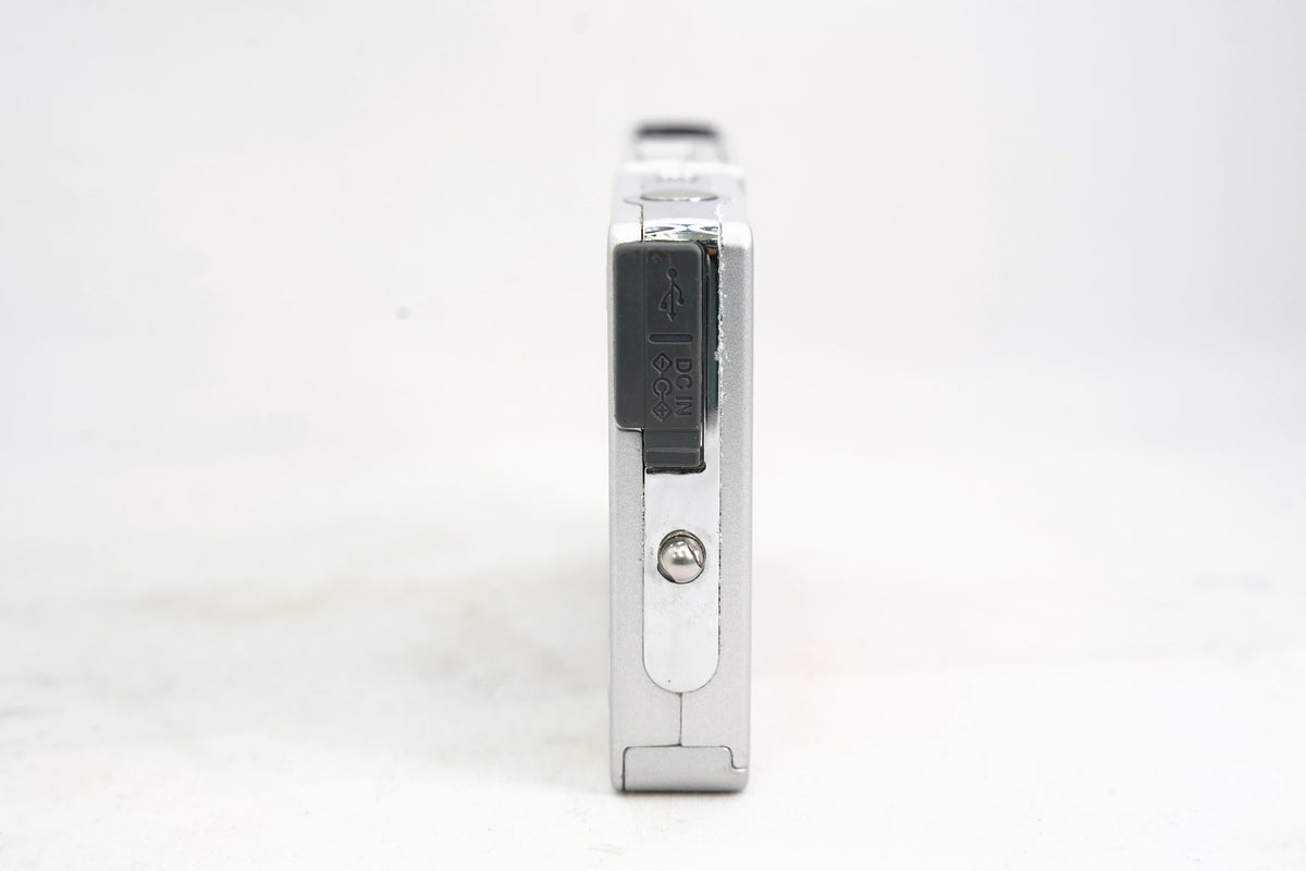 KYOCERA Finecam SL300R オレンジ（付属：充電器・バッテリーなし）