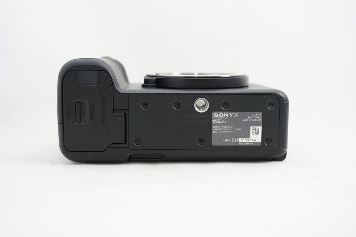 SONY ZV-E1