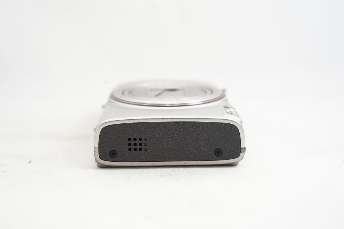CANON IXY 650 silver（付属：箱）