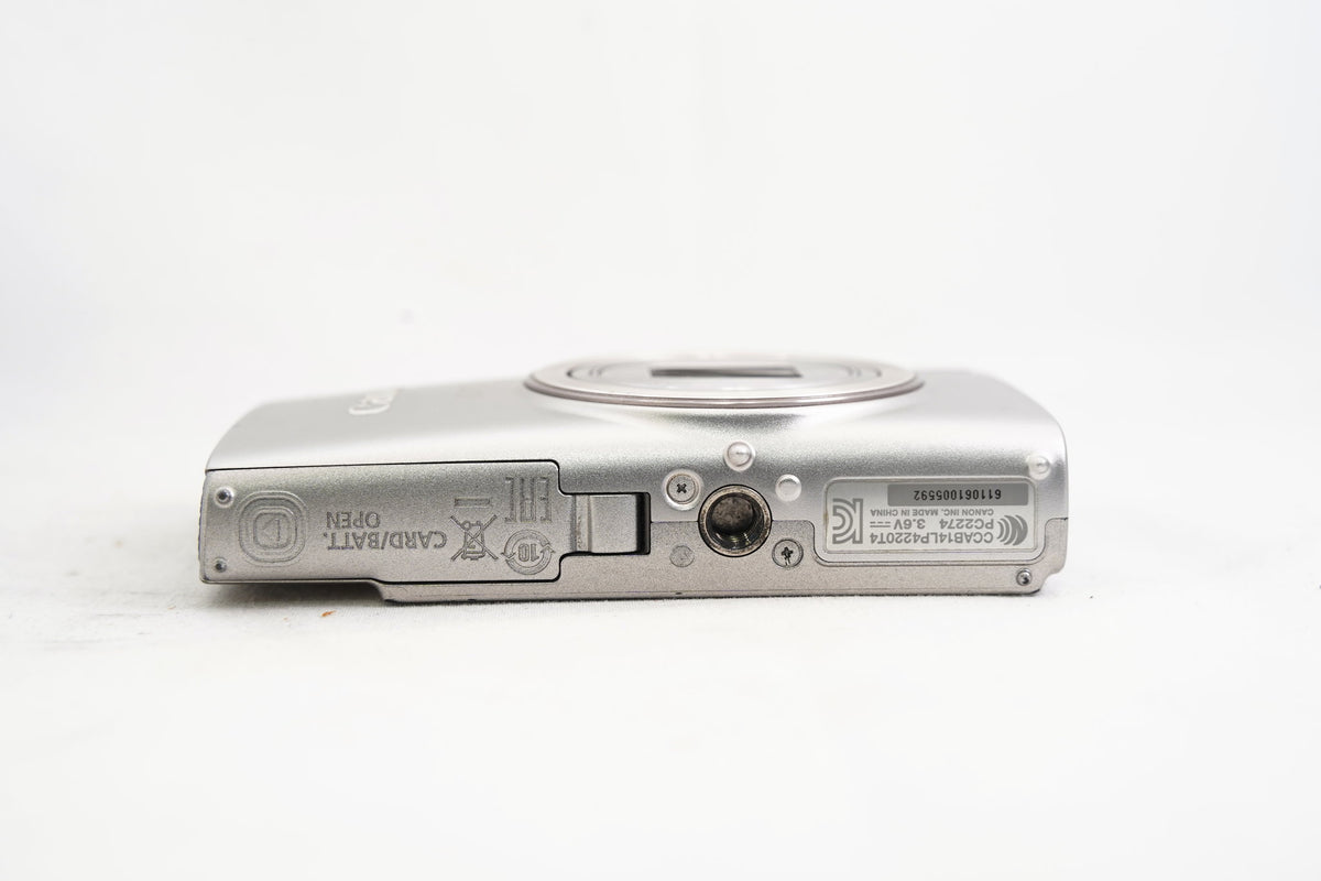 CANON IXY 650 silver（付属：箱）