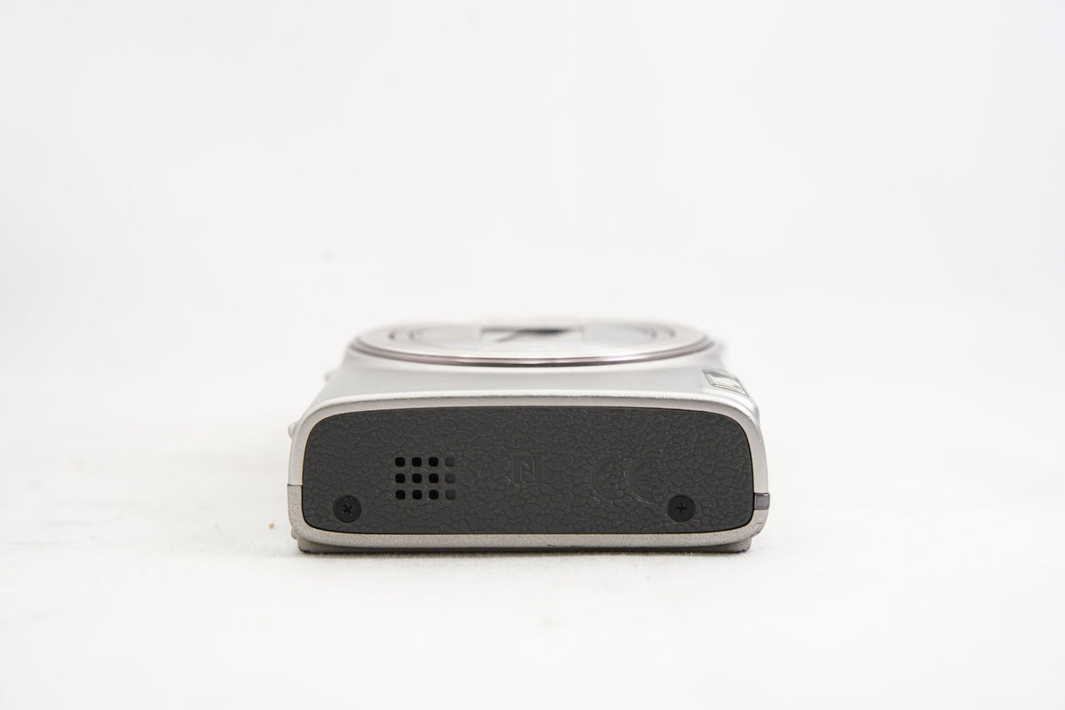 CANON IXY 650 silver（付属：箱）