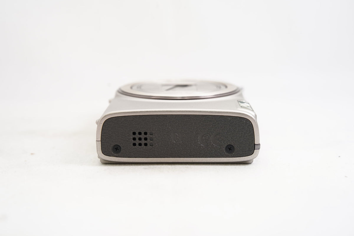 CANON IXY 650