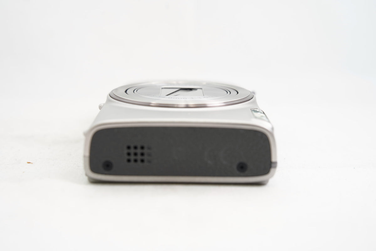 CANON IXY 650