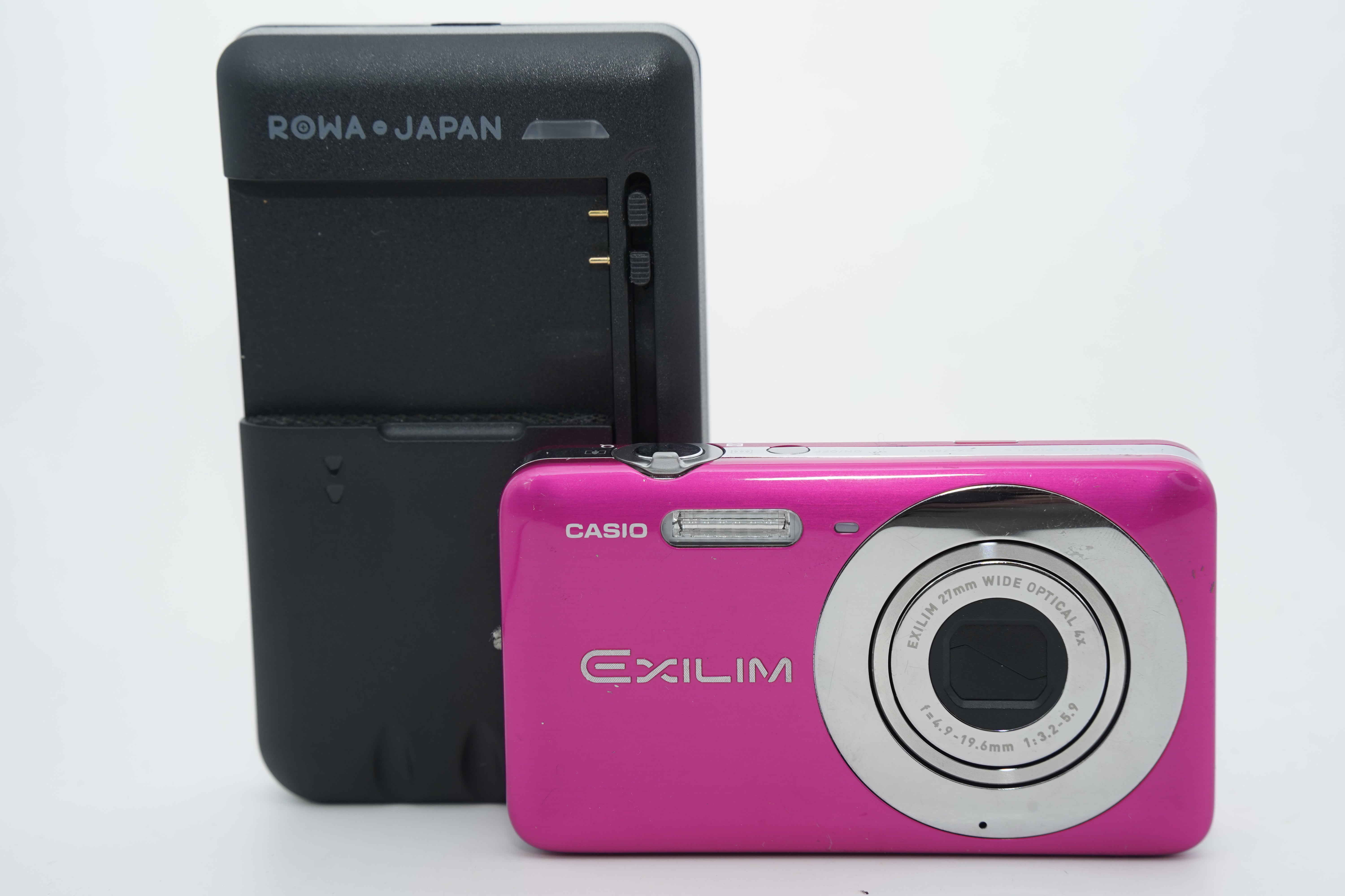 CASIO EXILIM デジタルカメラ ピンク 充電器付き(※中古品です。) CASIO EXILIM EX-Z800 ピンク 充電器 バッテリー付属