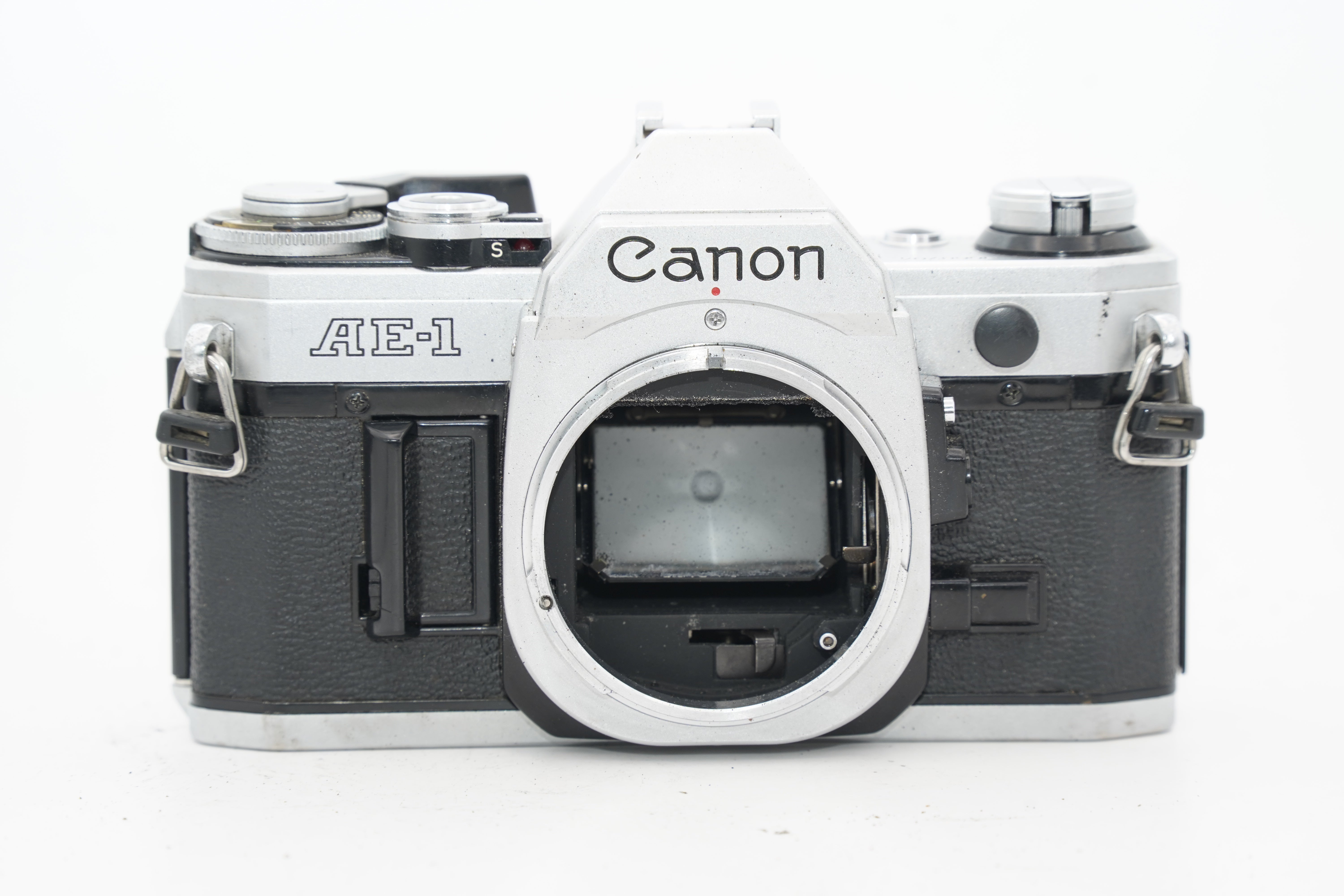 キャノン Canon AE-1 一眼レフ フィルム レンズ FD 28mm F2 Amazon | Canon AE-1 35mmフィルムカメラ 50mm 1:1.8レンズ付き
