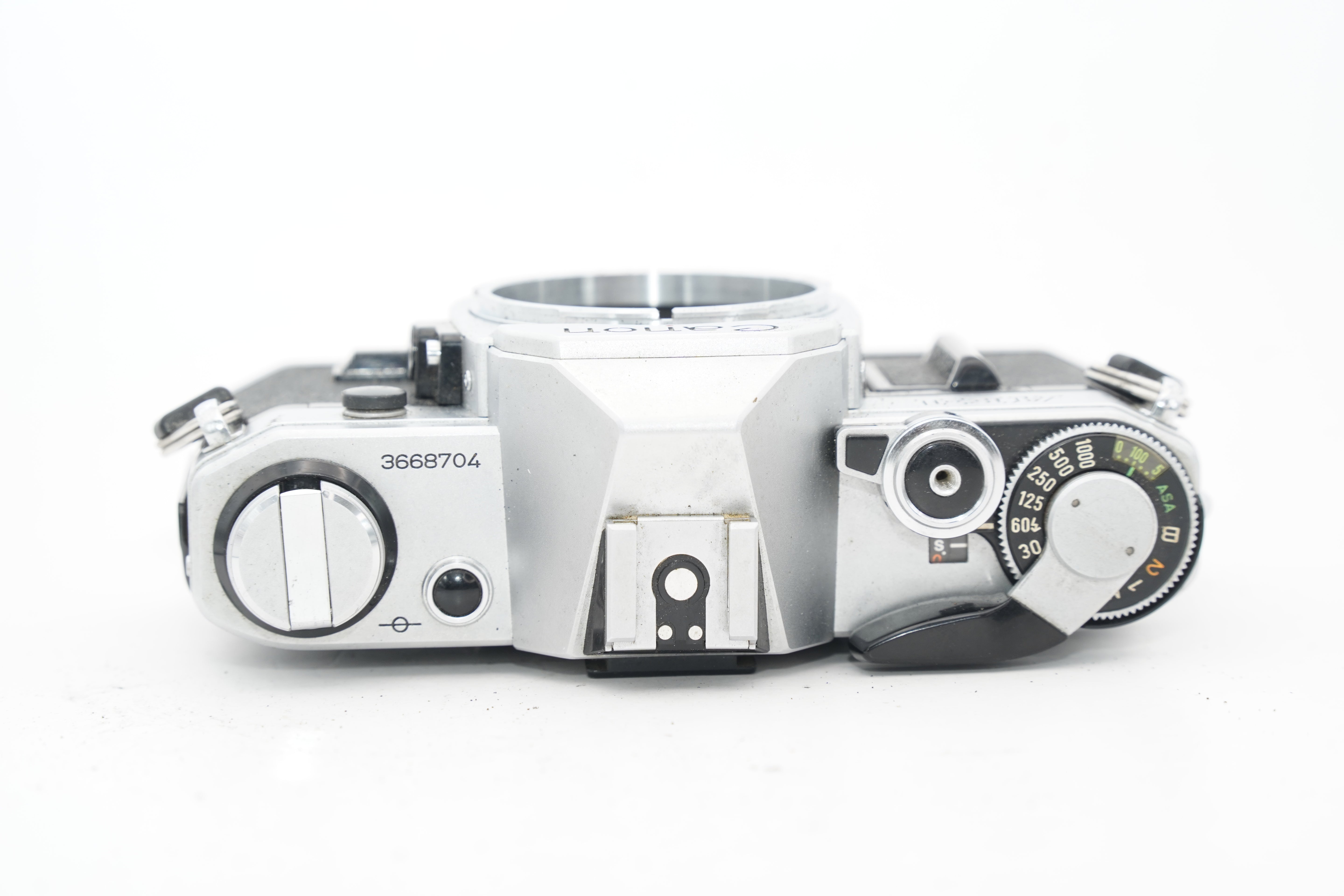 Canon AE-1 / CANON LENS FD 28mm F3.5 S.C.