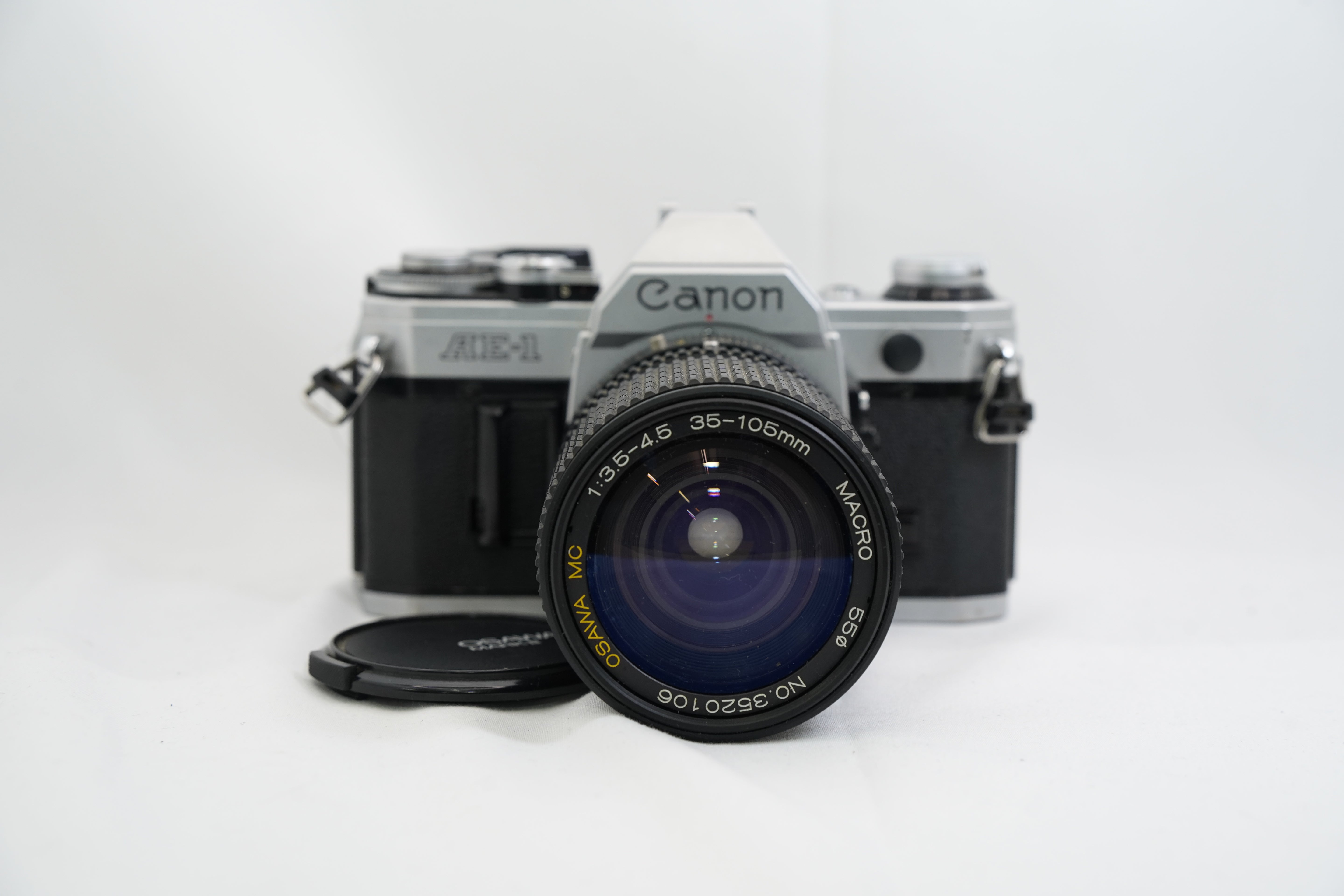 Canon AE-1 / OSAWA MC F3.5-4.5 35-105mm MACRO