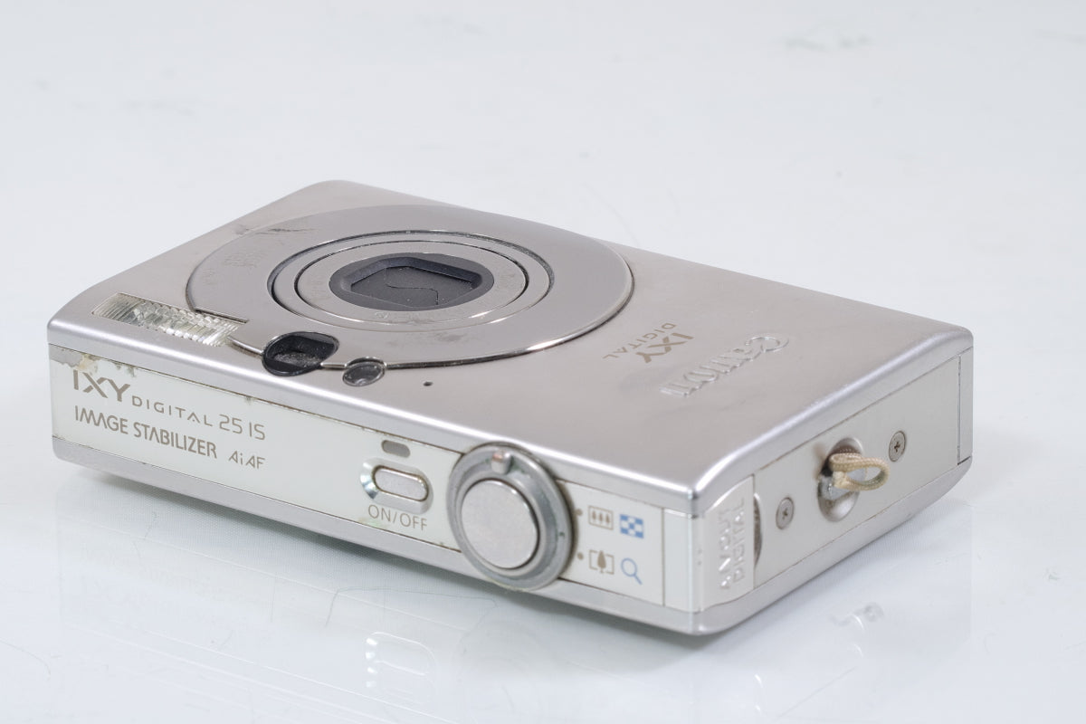 Canon IXY DIGITAL 25 IS  シルバー