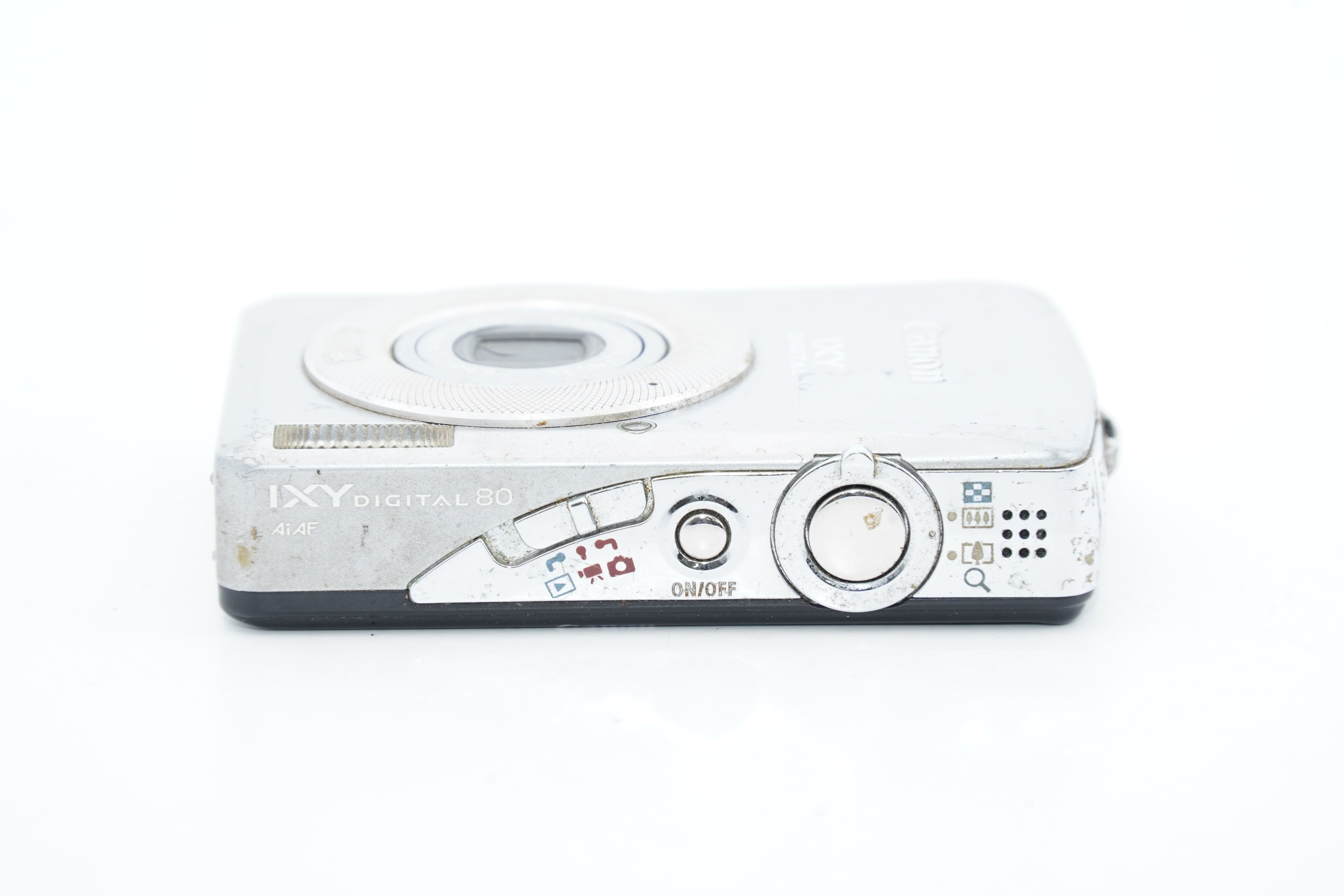 Canon IXY DIGITAL 80 シルバー バッテリー・充電器付属