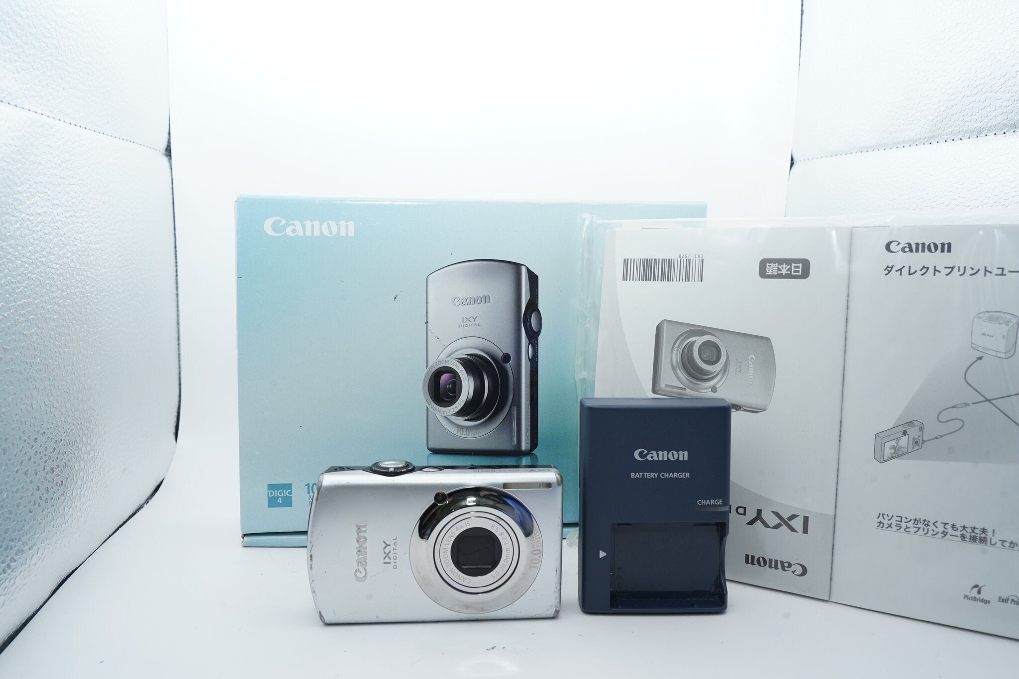 Canon IXY DIGITAL 920 IS ｼﾙﾊﾞｰ 充電器 箱 バッテリー付属