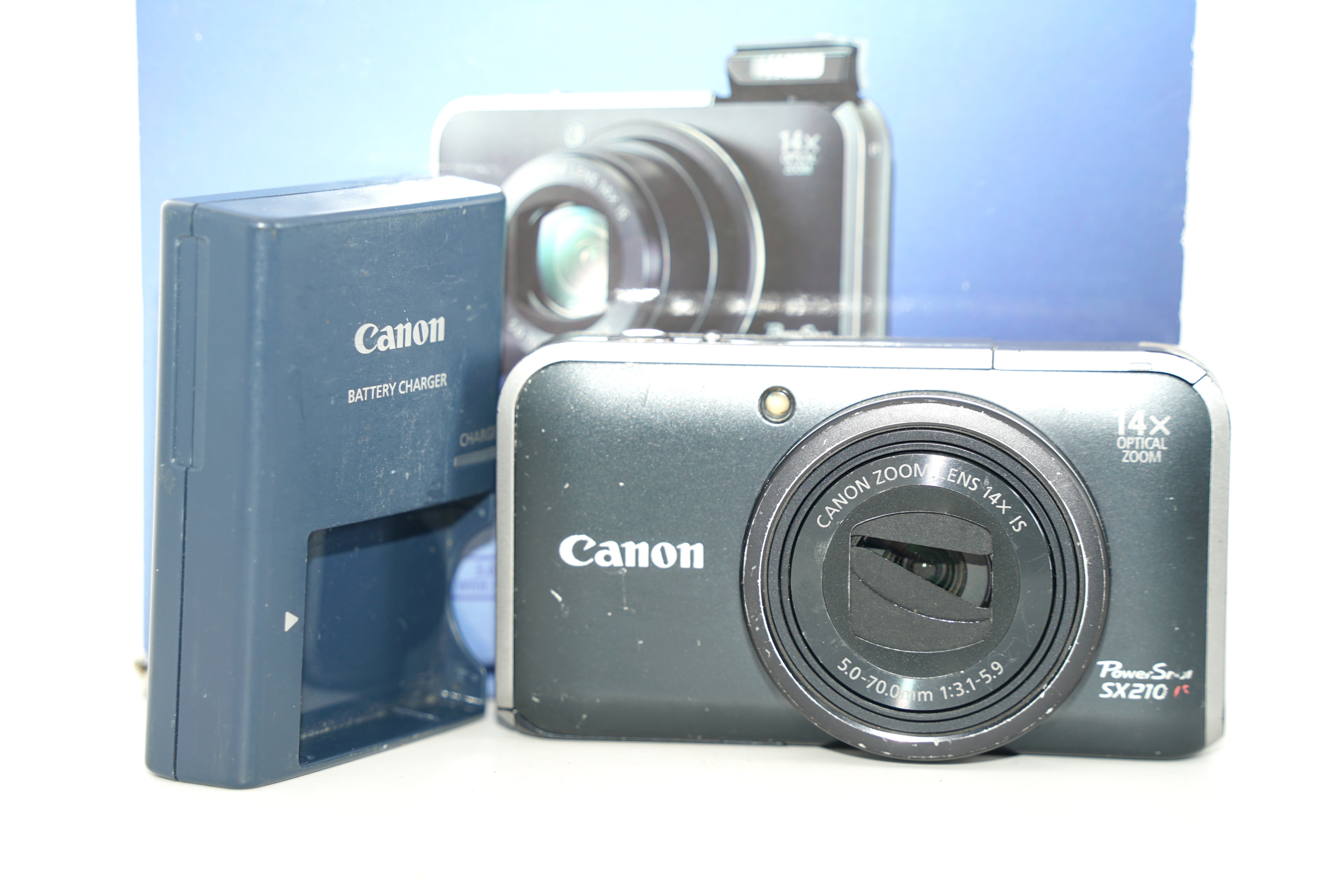 Canon PowerShot SX200 IS ﾌﾞﾗｯｸ バッテリー・充電器・箱付属