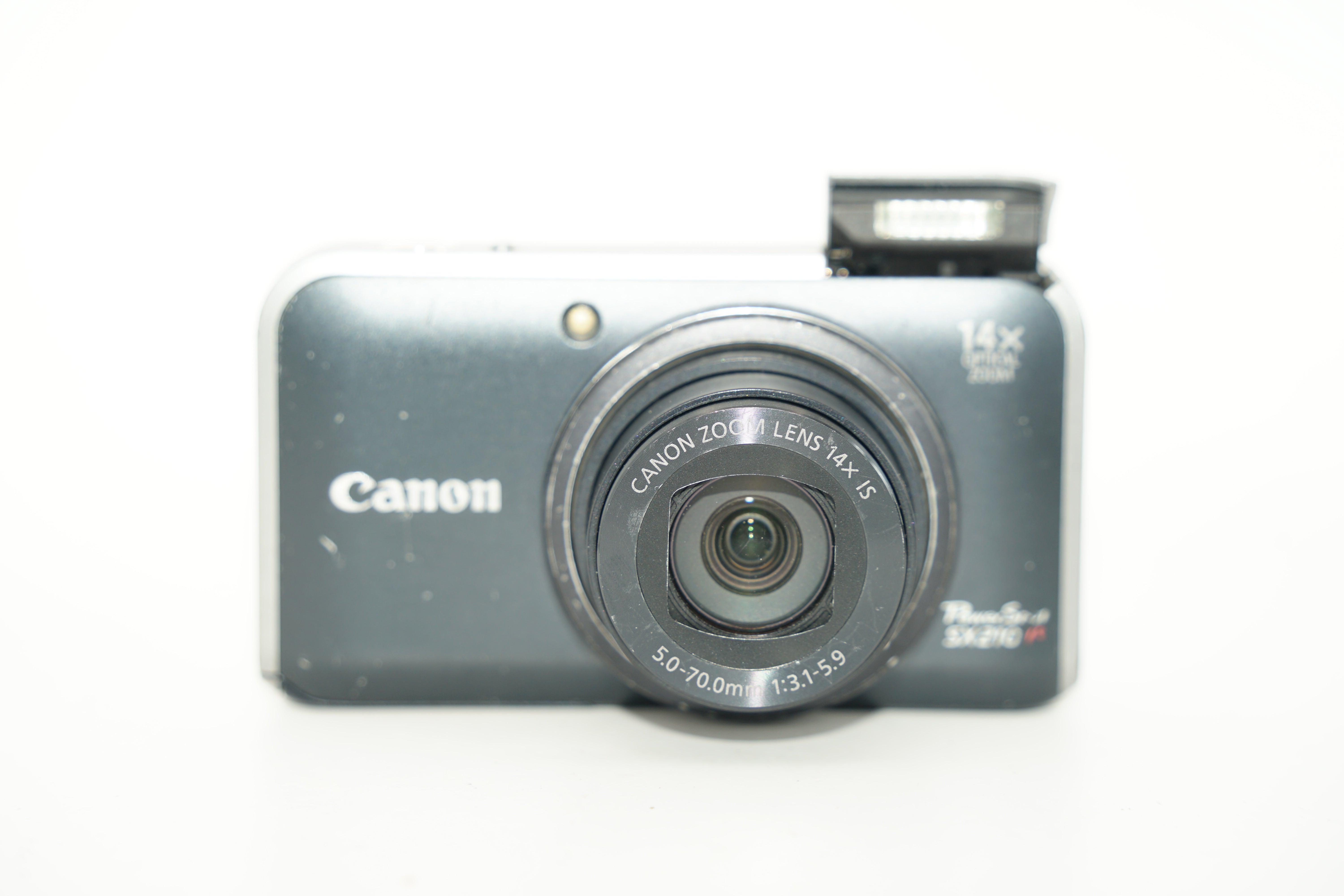 Canon PowerShot SX200 IS 本体とバッテリー Canon PowerShot SX200 IS ﾌﾞﾗｯｸ バッテリー・充電器・箱付属