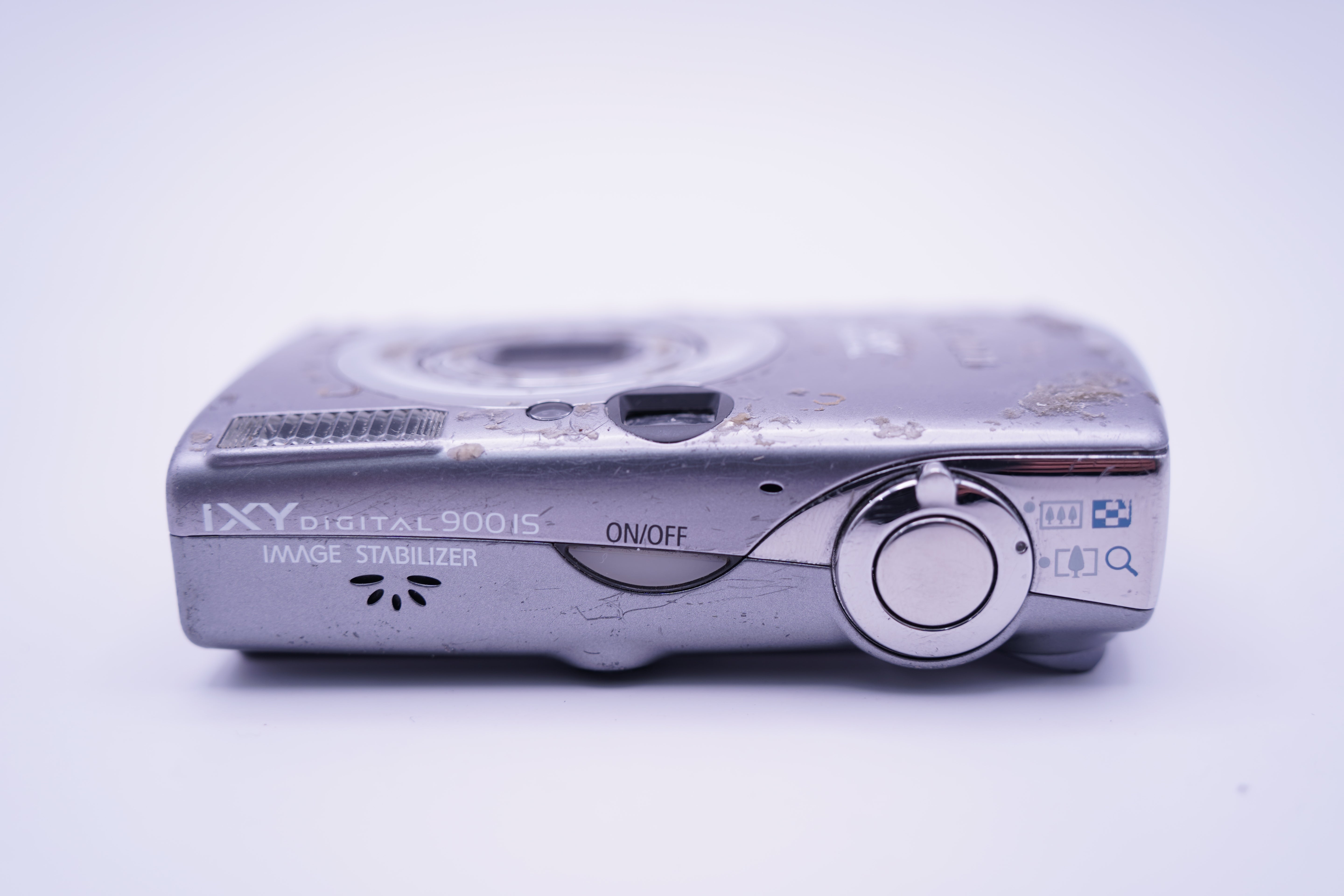 Canon IXY DIGITAL 900 IS シルバー