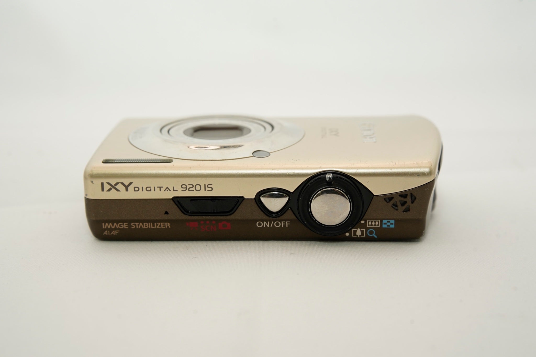 Canon IXY DIGITAL 920 IS ゴールド 充電器付属