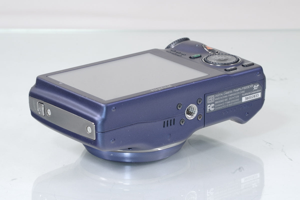 FUJIFILM FINEPIX F900EXR ブルー 中古｜東京中古カメラ